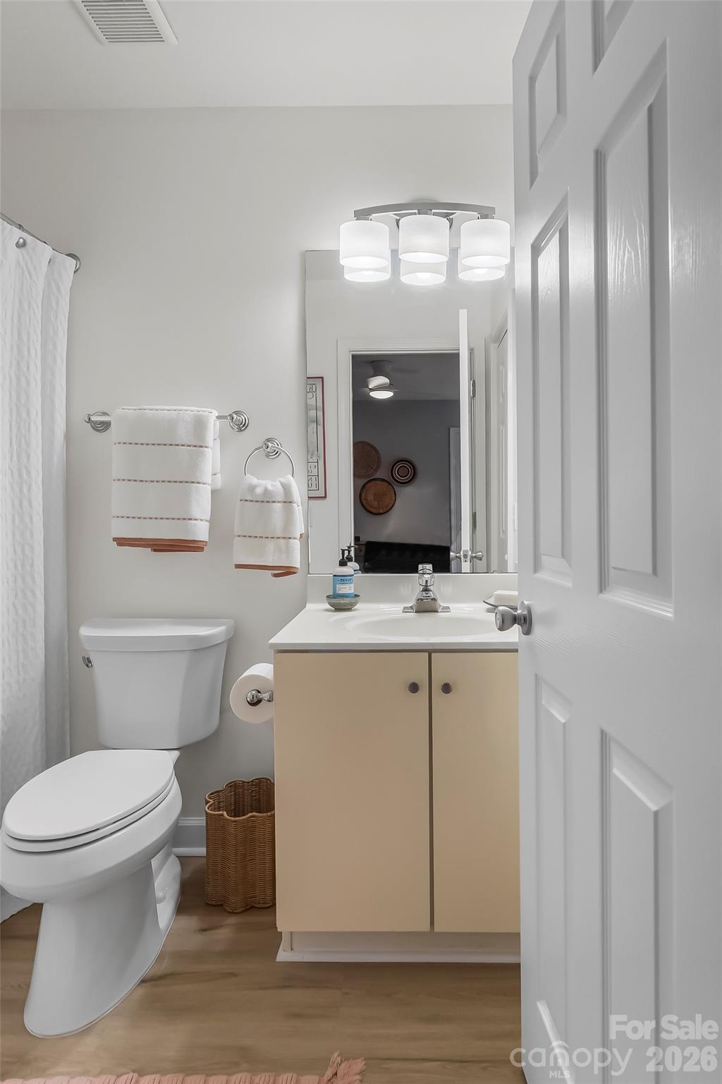 19 Willowick Drive Property Photo 18