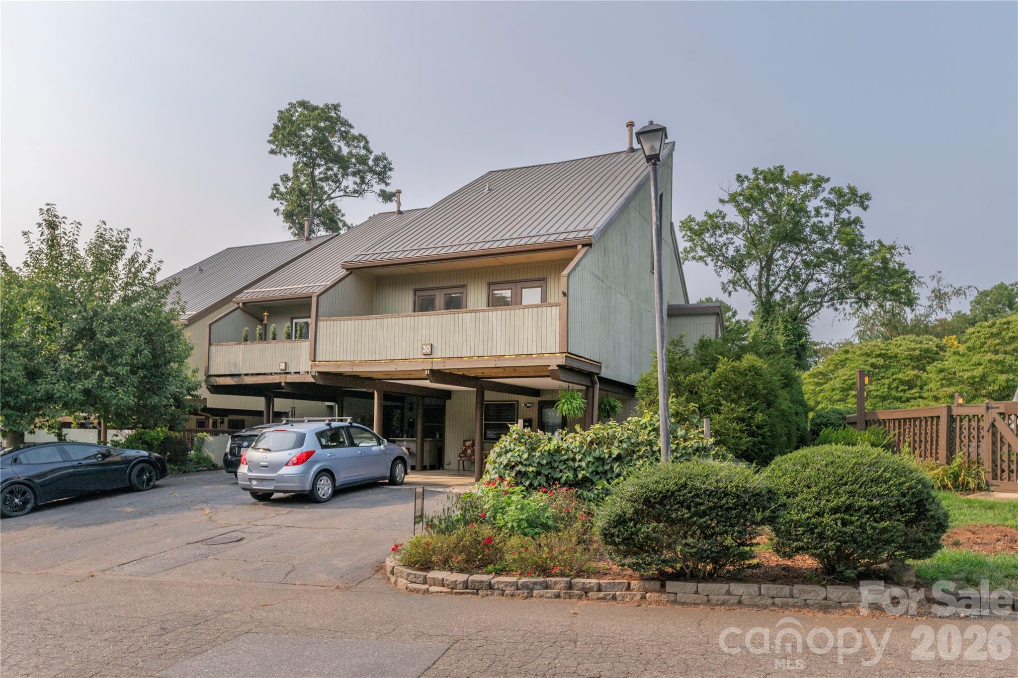 30 Maple Ridge Lane Property Photo 1