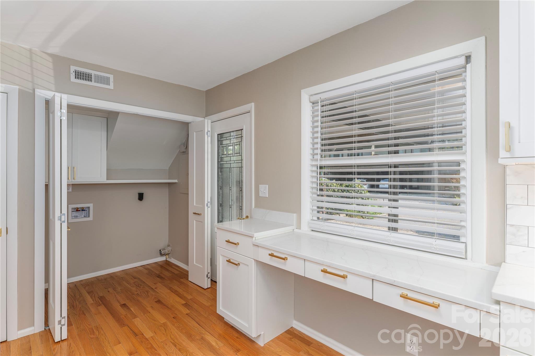 30 Maple Ridge Lane Property Photo 4