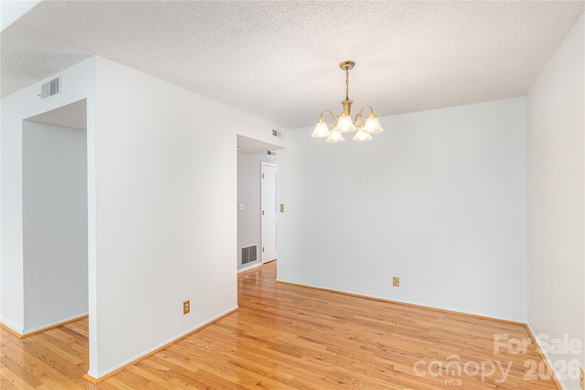 30 Maple Ridge Lane Property Photo 7