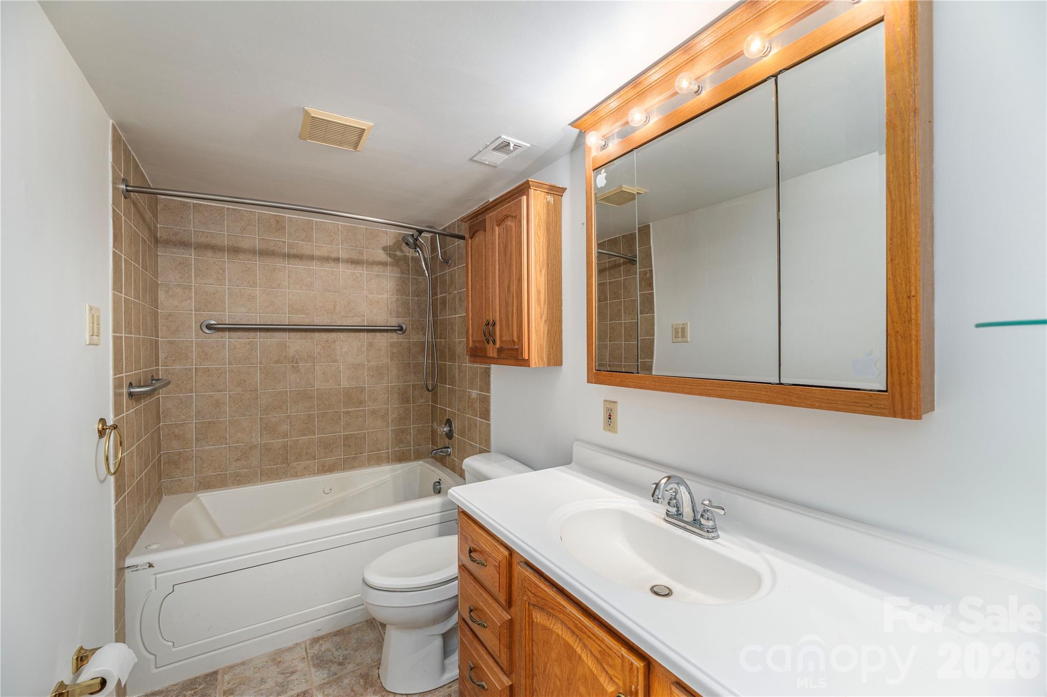 30 Maple Ridge Lane Property Photo 13
