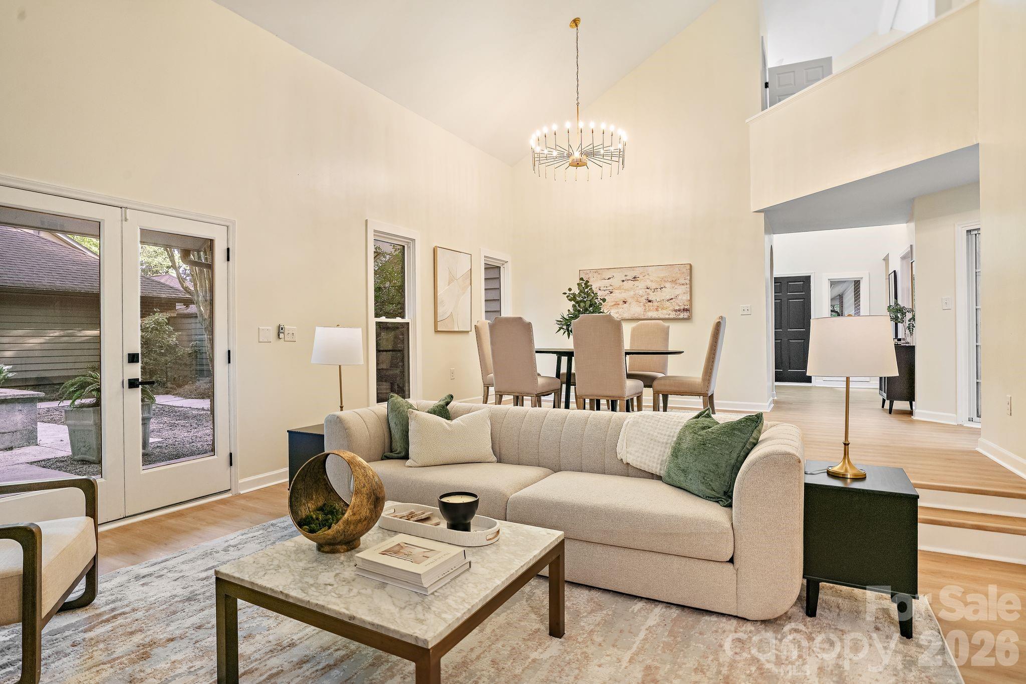 6301 Saddlebrook Court Property Photo 16