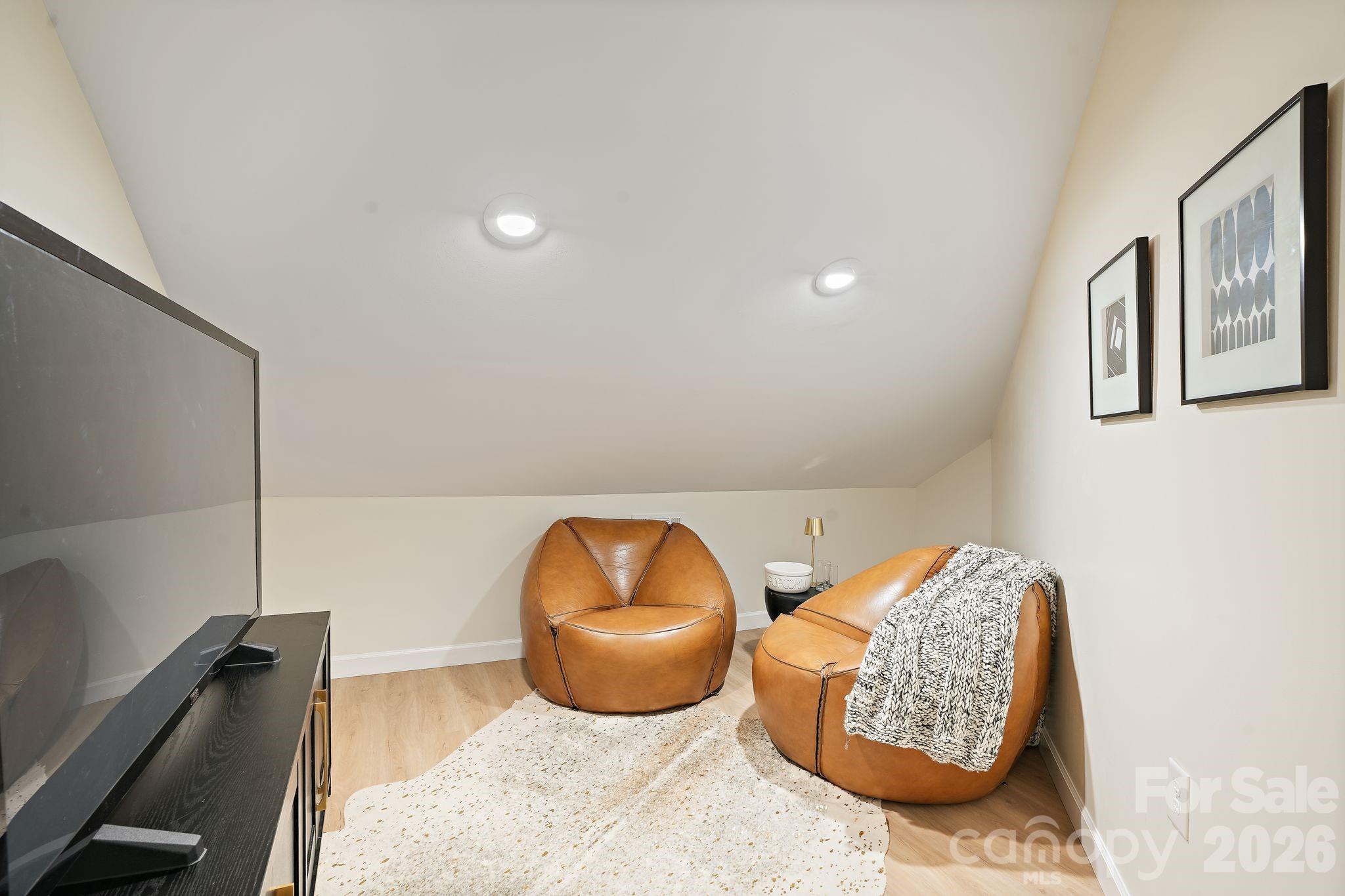 6301 Saddlebrook Court Property Photo 33