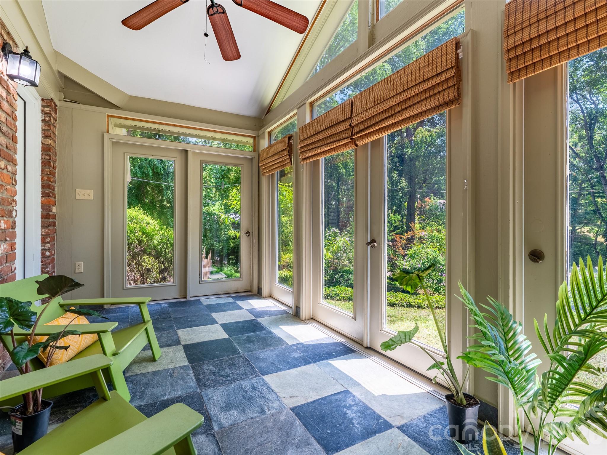 41 Pinehurst Road Property Photo 9