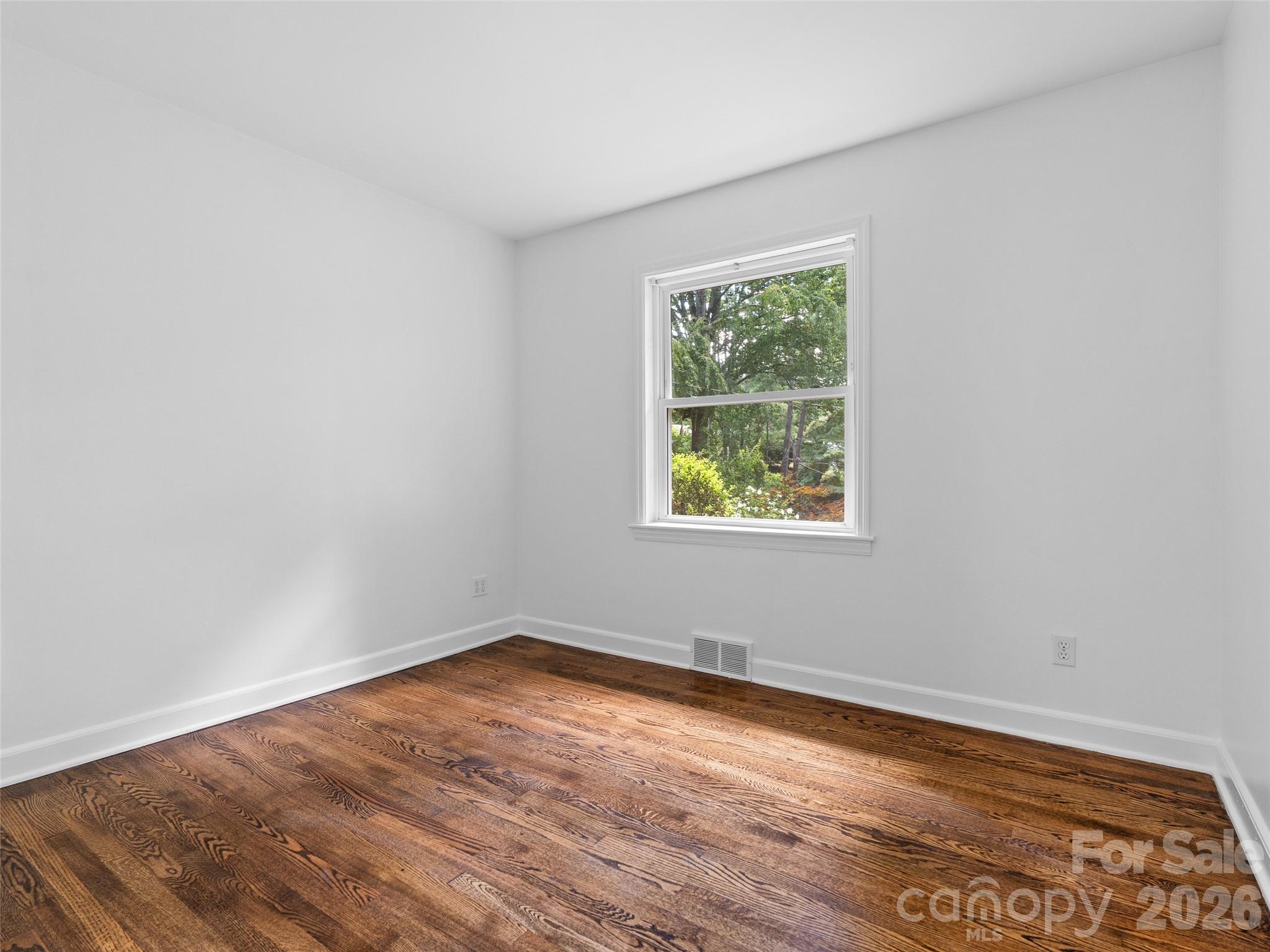41 Pinehurst Road Property Photo 29