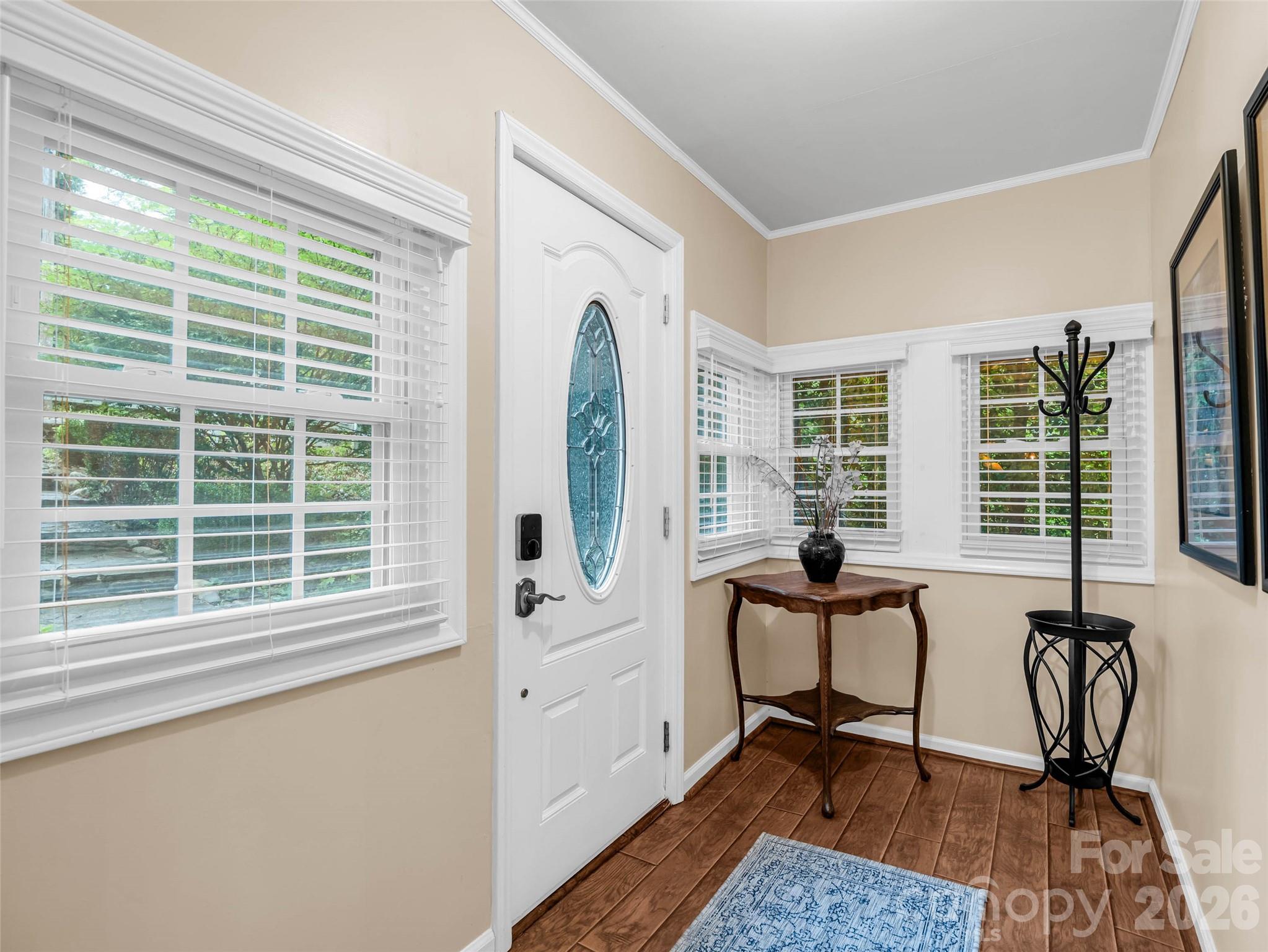 297 Chimney Cliffs Drive Property Photo 6