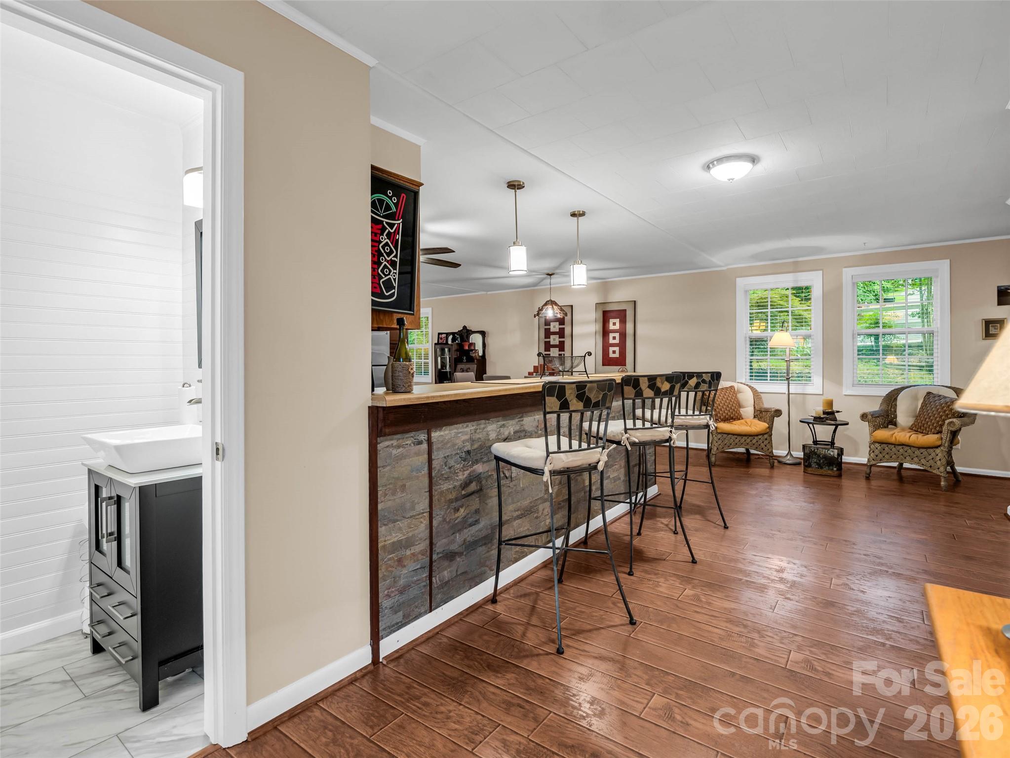 297 Chimney Cliffs Drive Property Photo 8