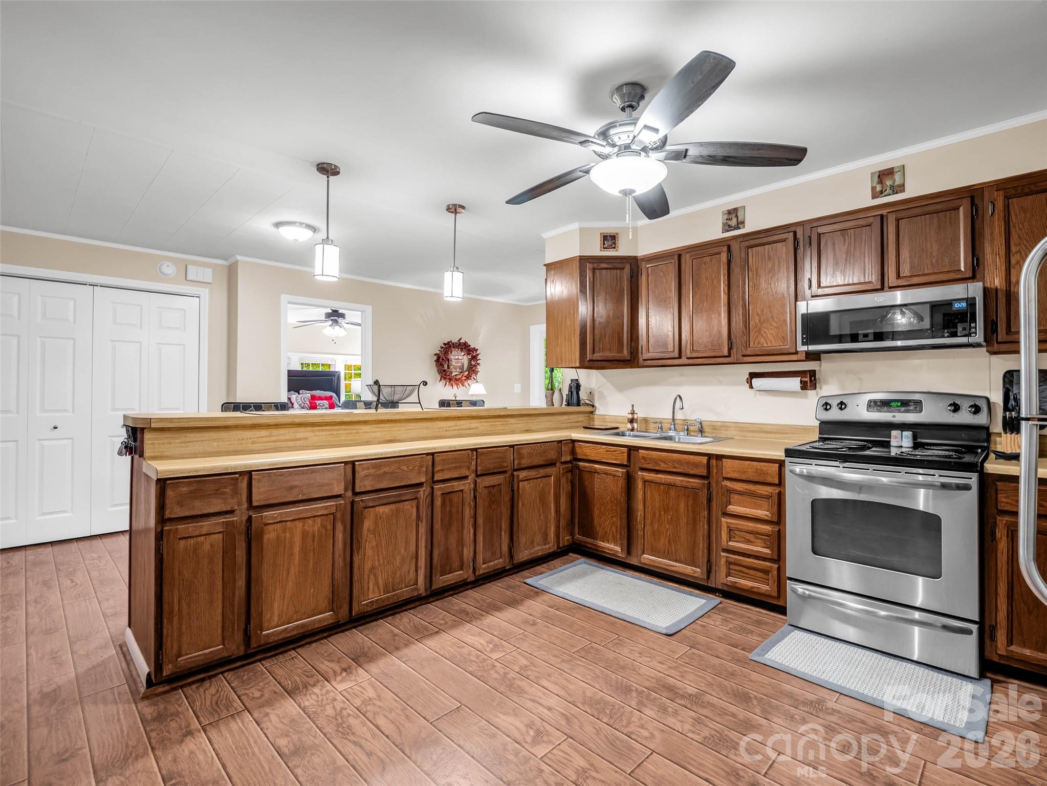 297 Chimney Cliffs Drive Property Photo 12