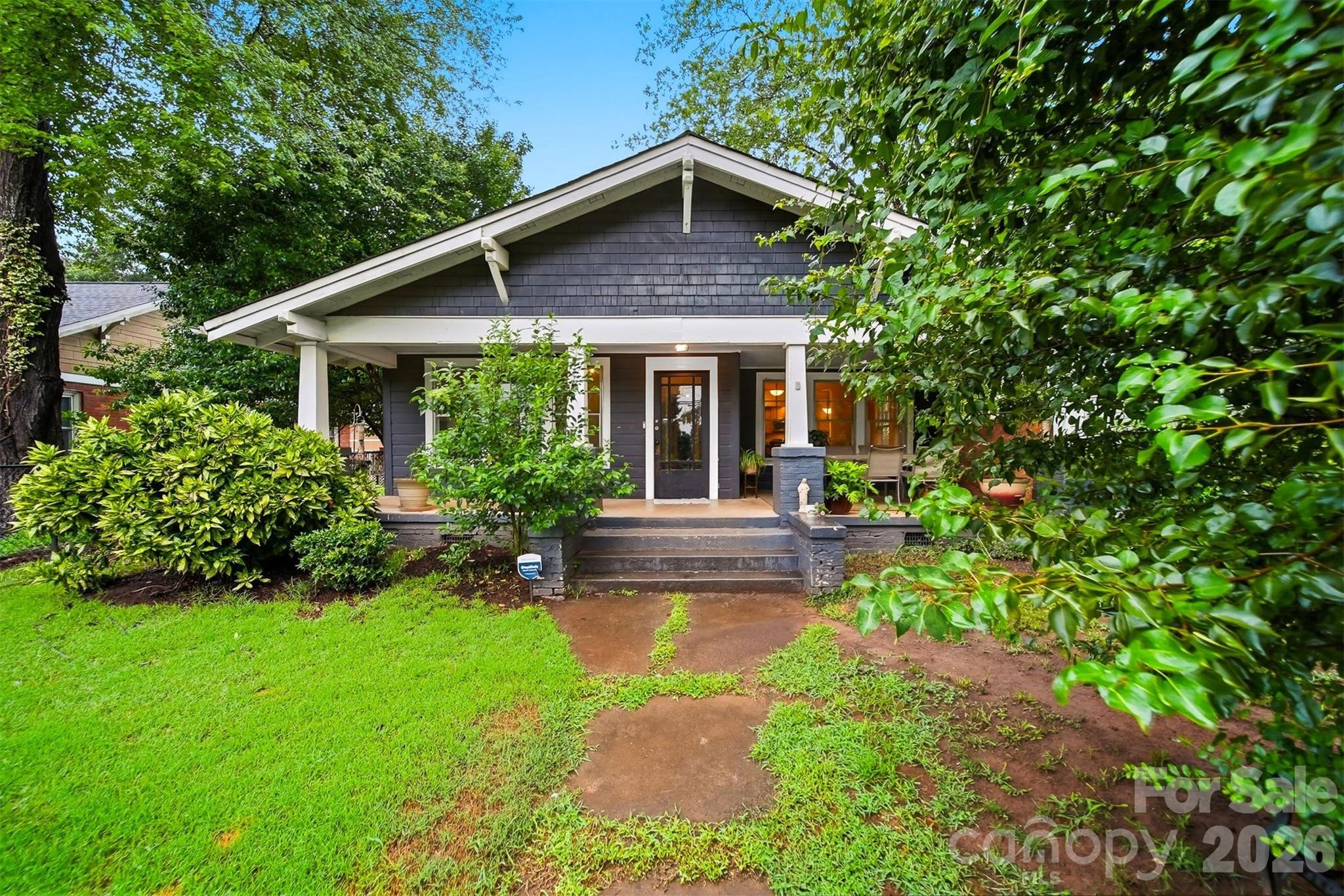 211 Lenoir Street Property Photo 2