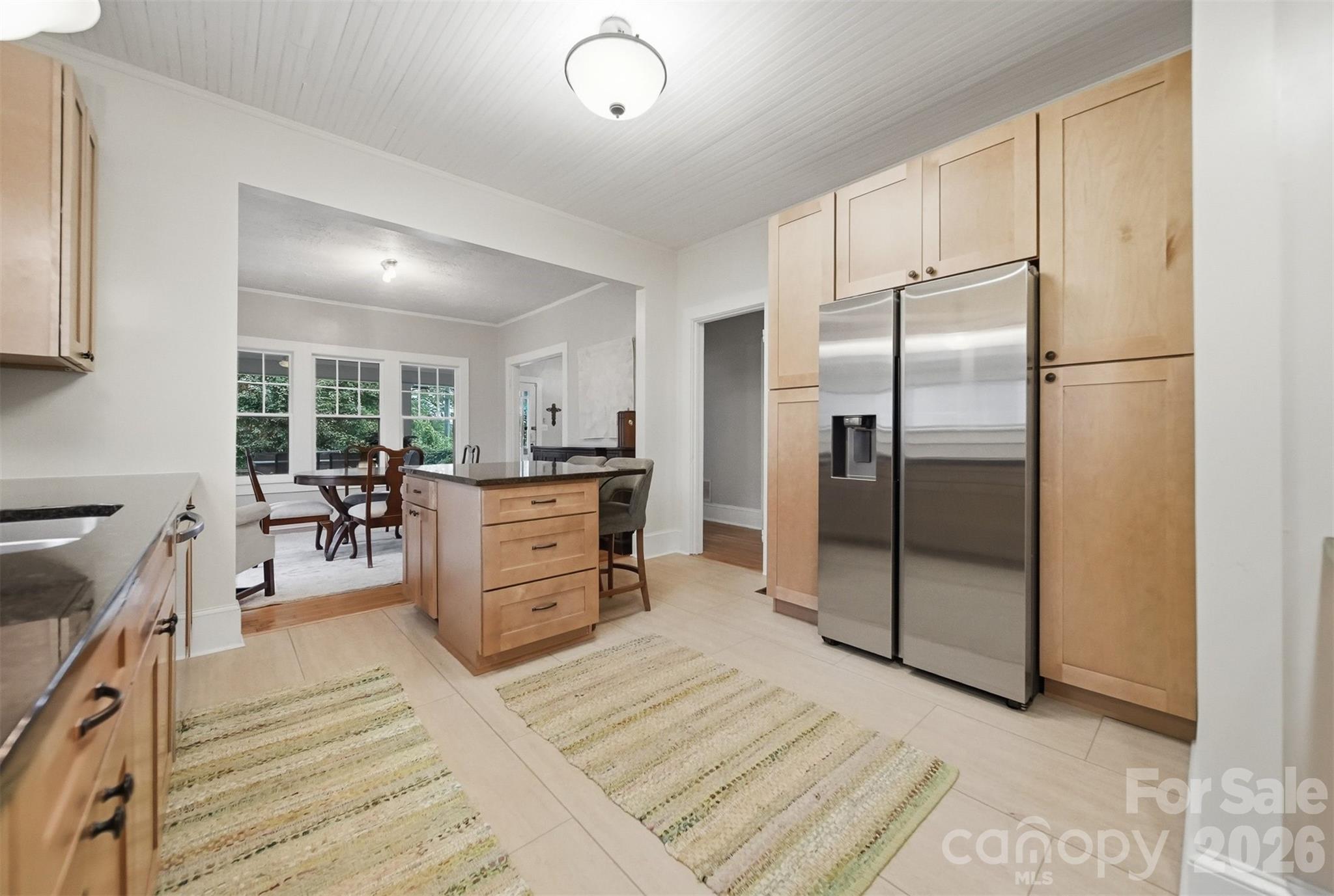 211 Lenoir Street Property Photo 11