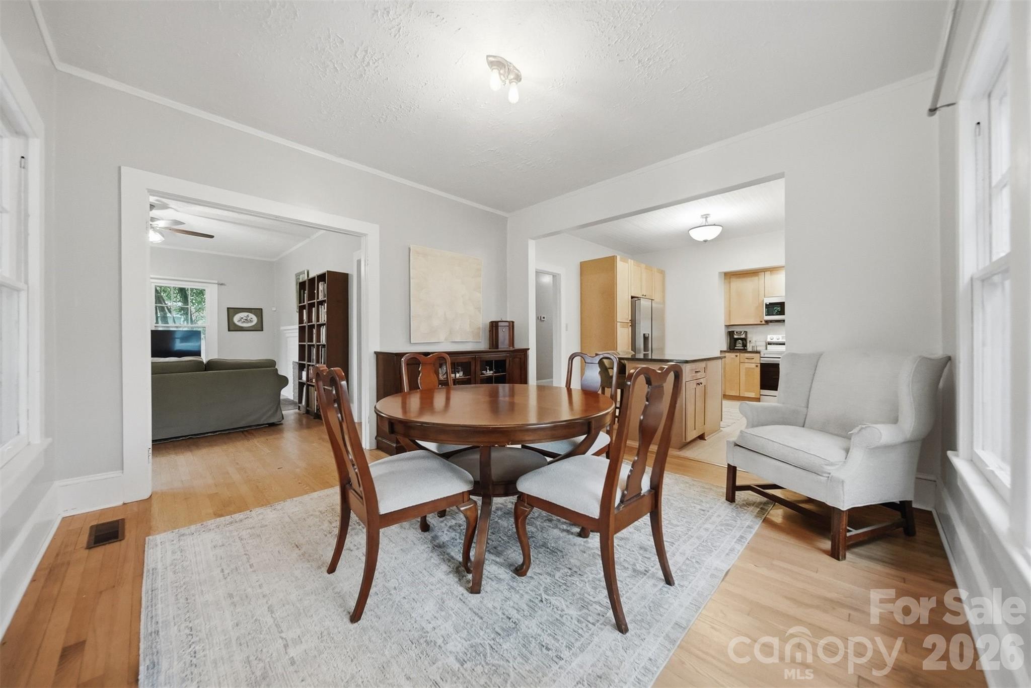 211 Lenoir Street Property Photo 13