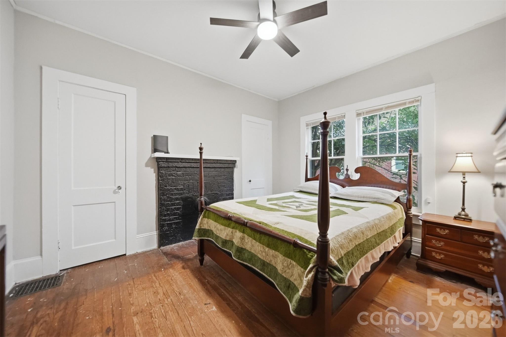211 Lenoir Street Property Photo 17