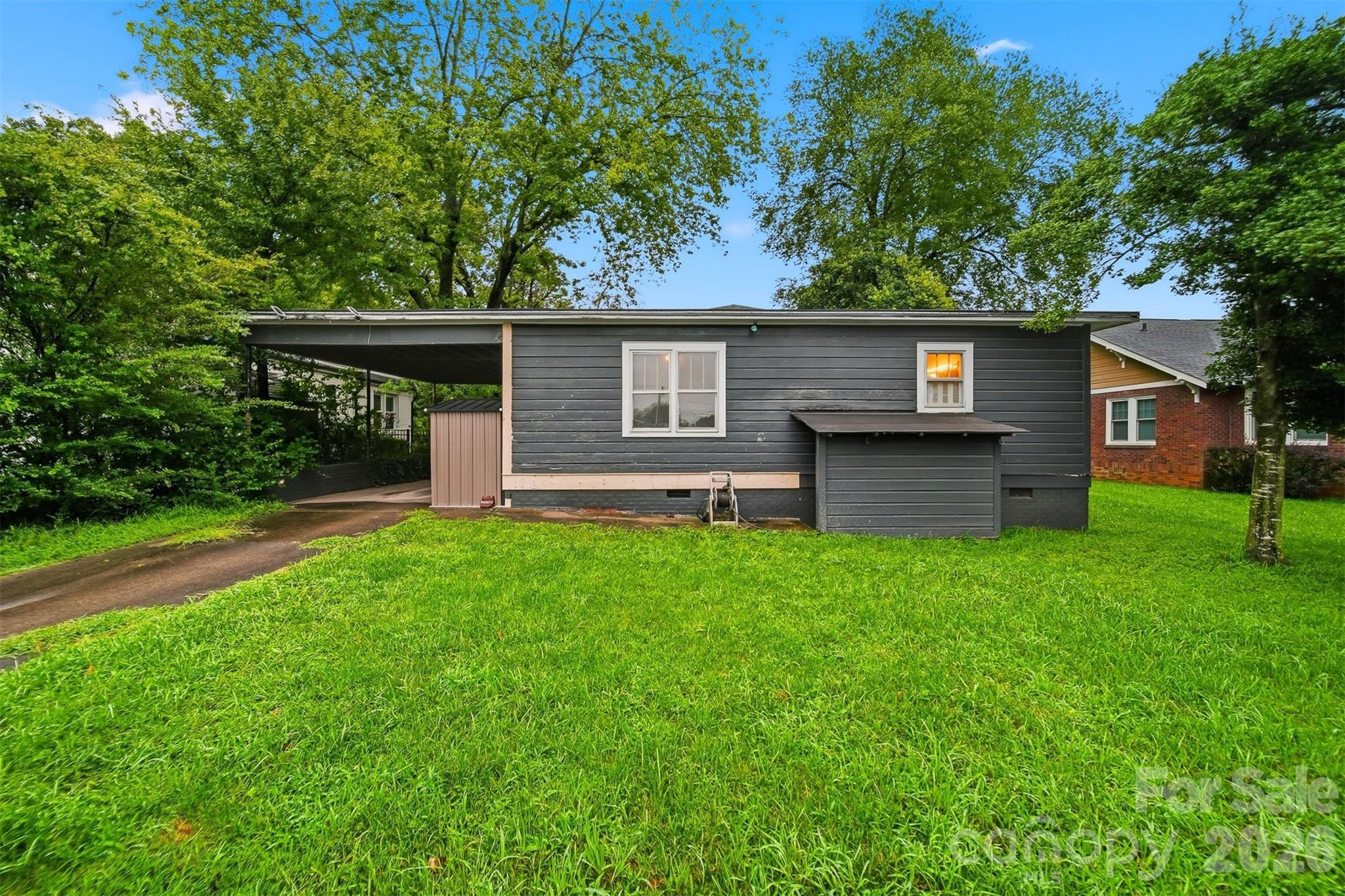 211 Lenoir Street Property Photo 29