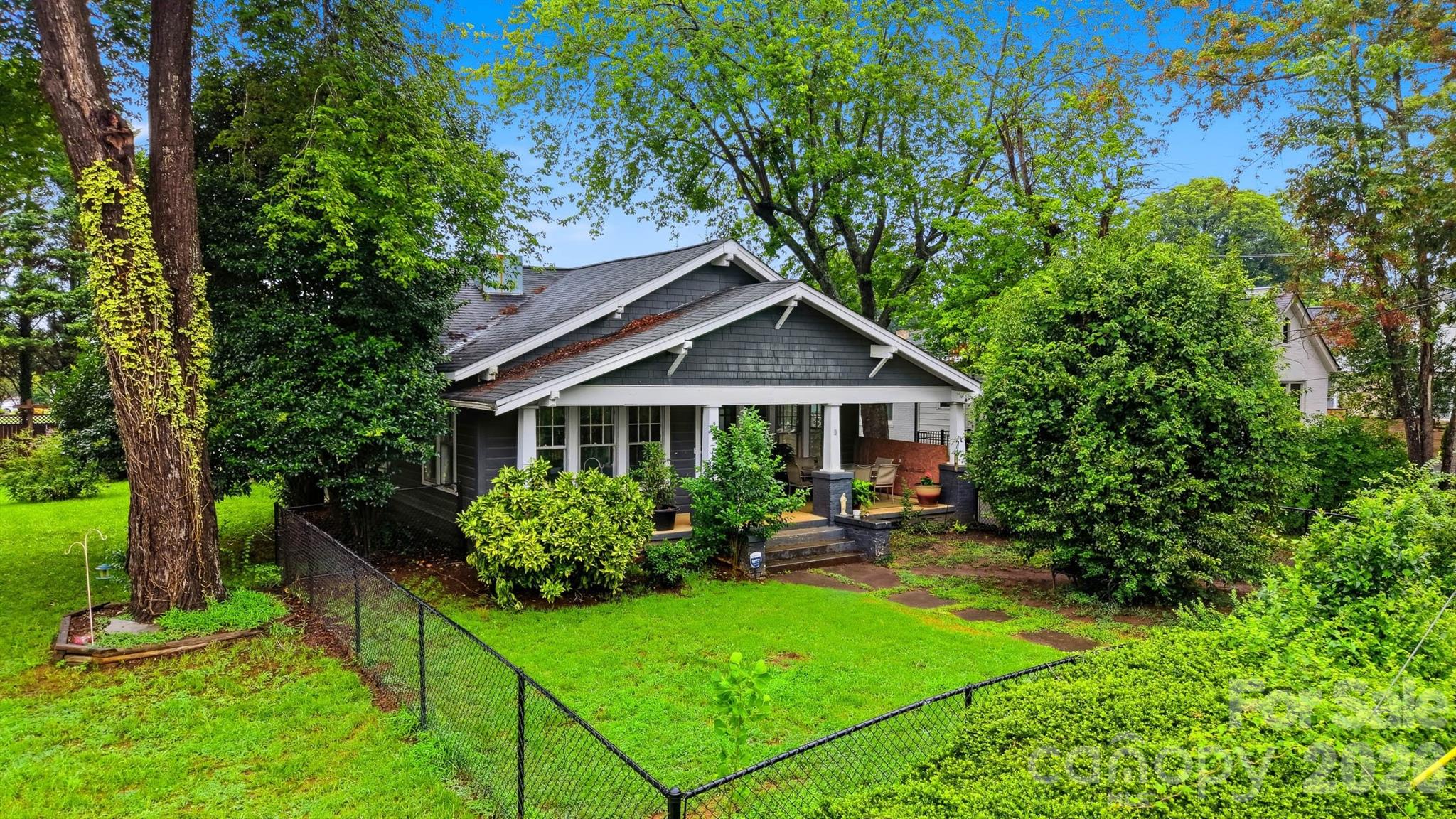 211 Lenoir Street Property Photo 30