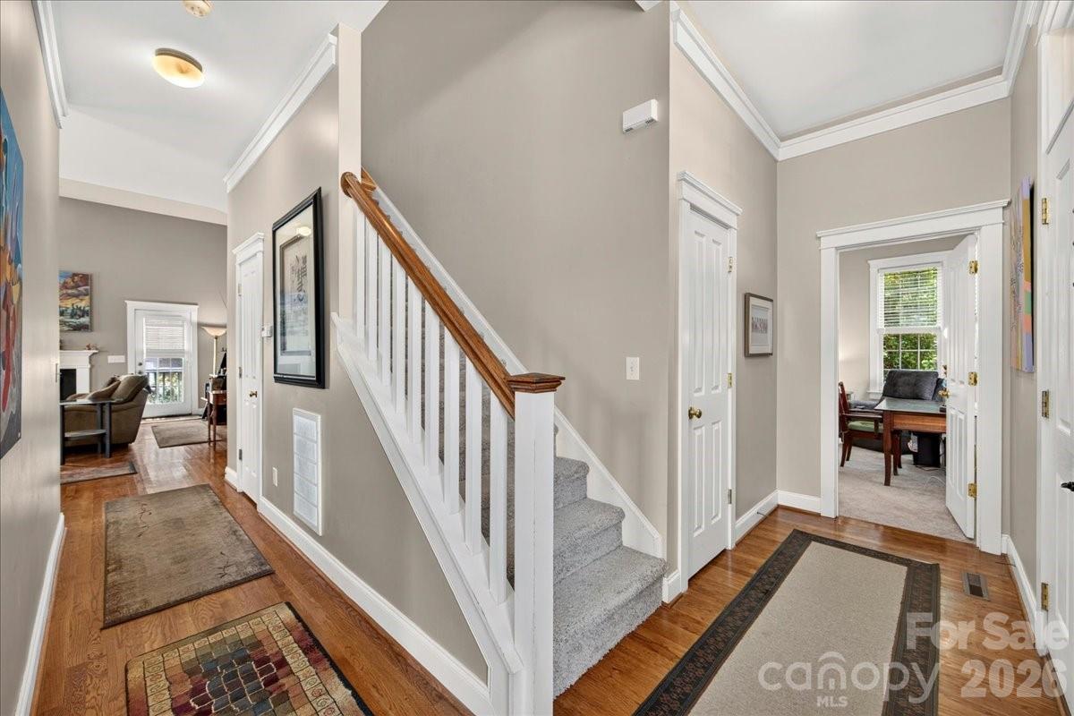 3904 Balsam Street Property Photo 4