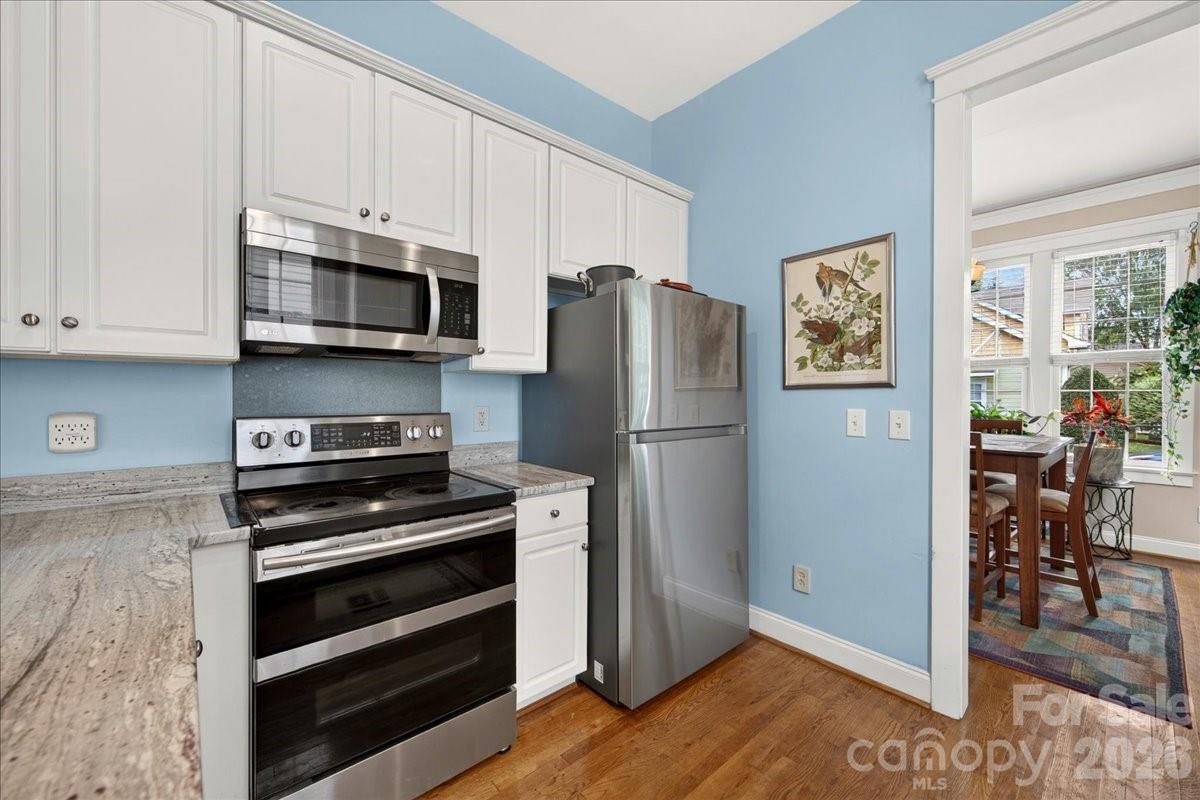 3904 Balsam Street Property Photo 10