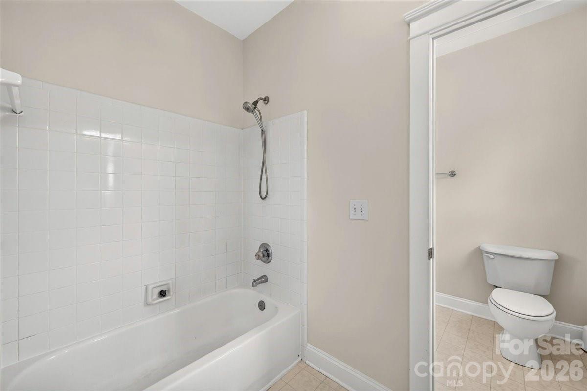 3904 Balsam Street Property Photo 28