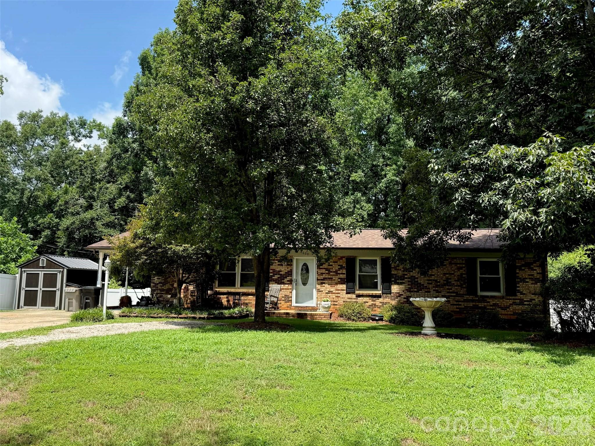 4620 Maplecrest Drive Property Photo 1