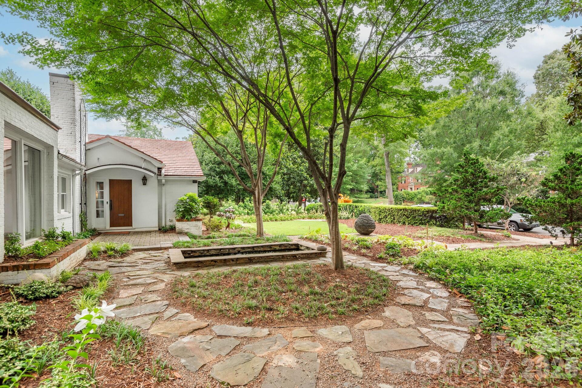 1101 Belgrave Place Property Photo 3