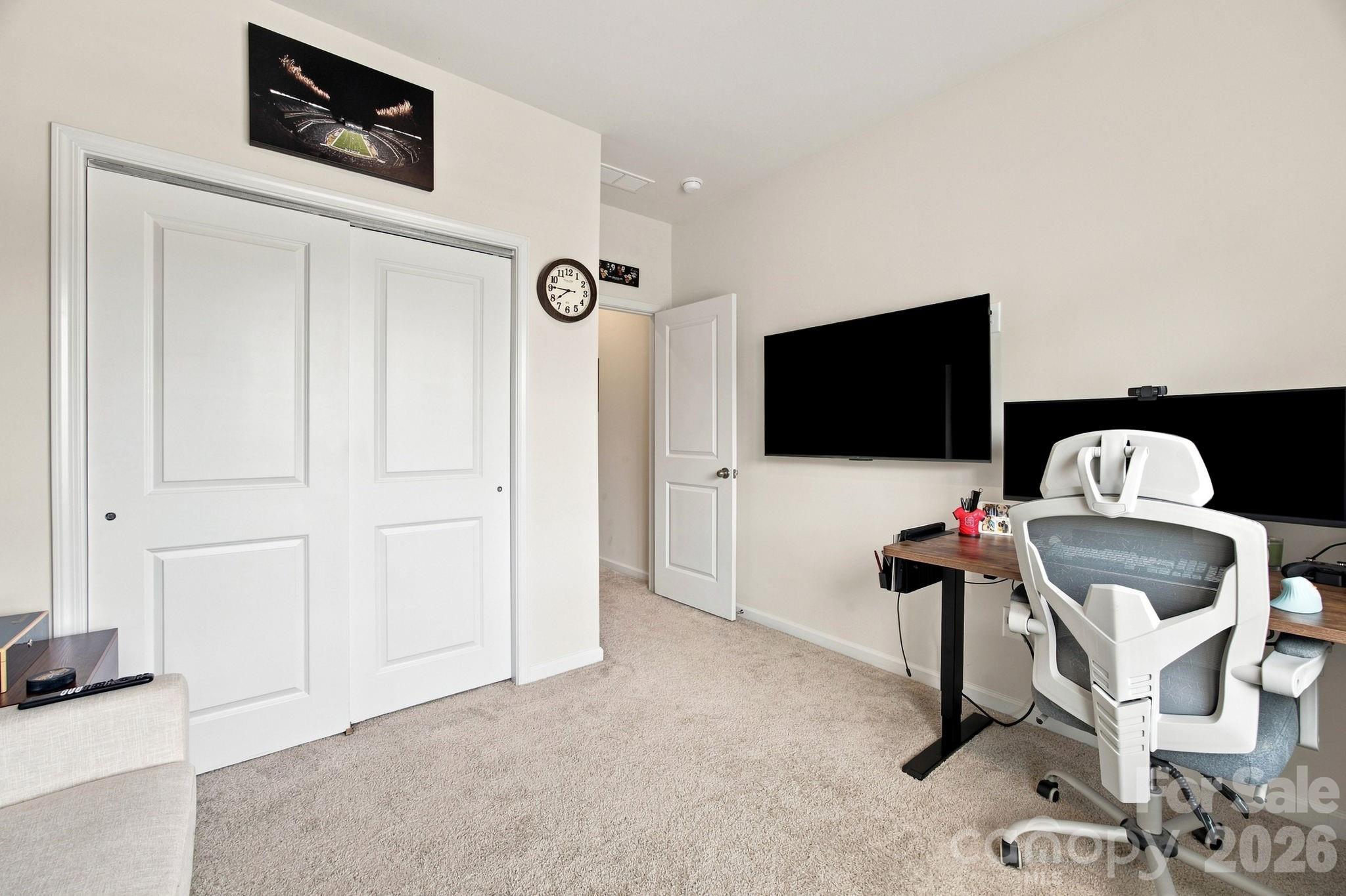 1101 Johns Walk Way Property Photo 17