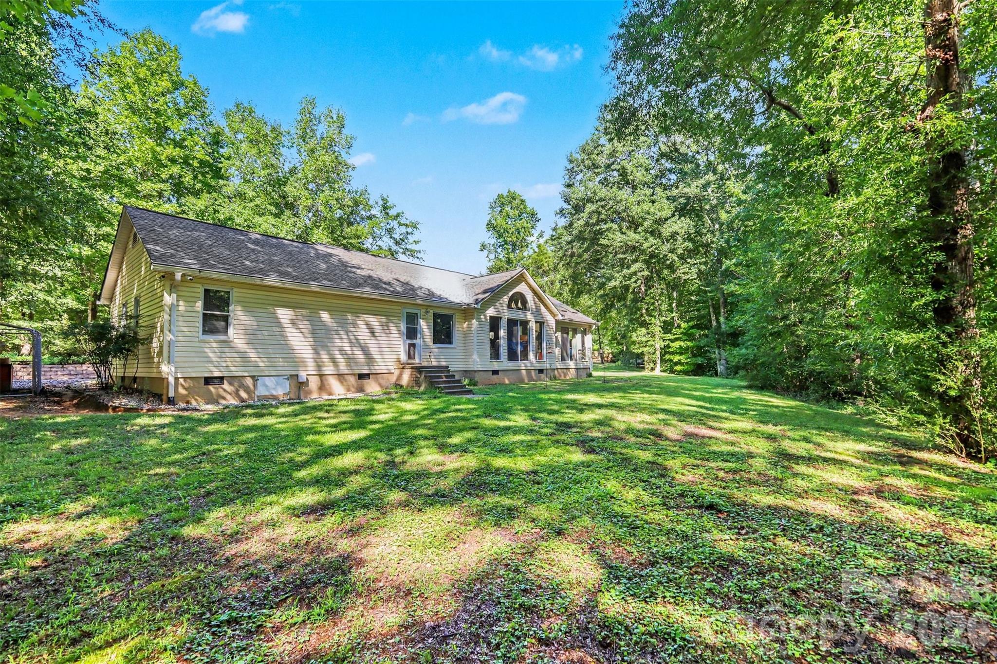 433 Foster Lake Road Property Photo 32