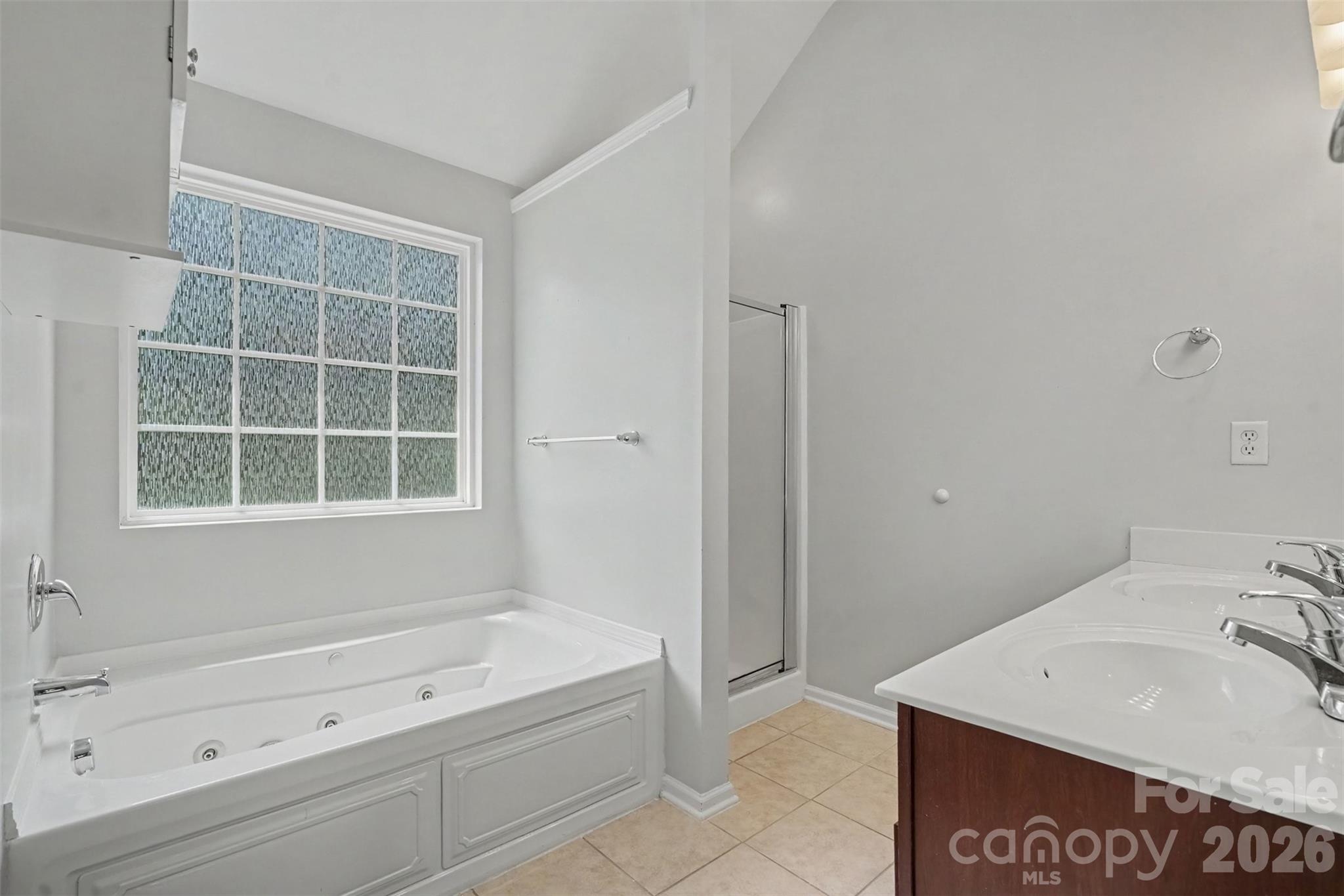 5813 Parkstone Drive Property Photo 23