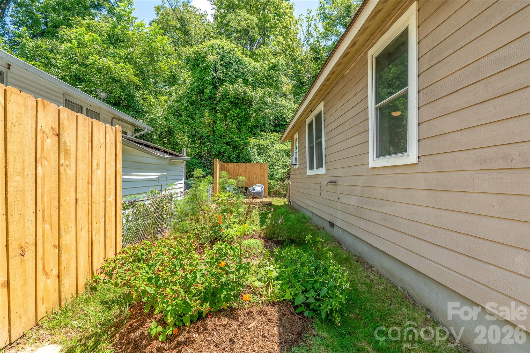 5 Company Street Property Photo 31