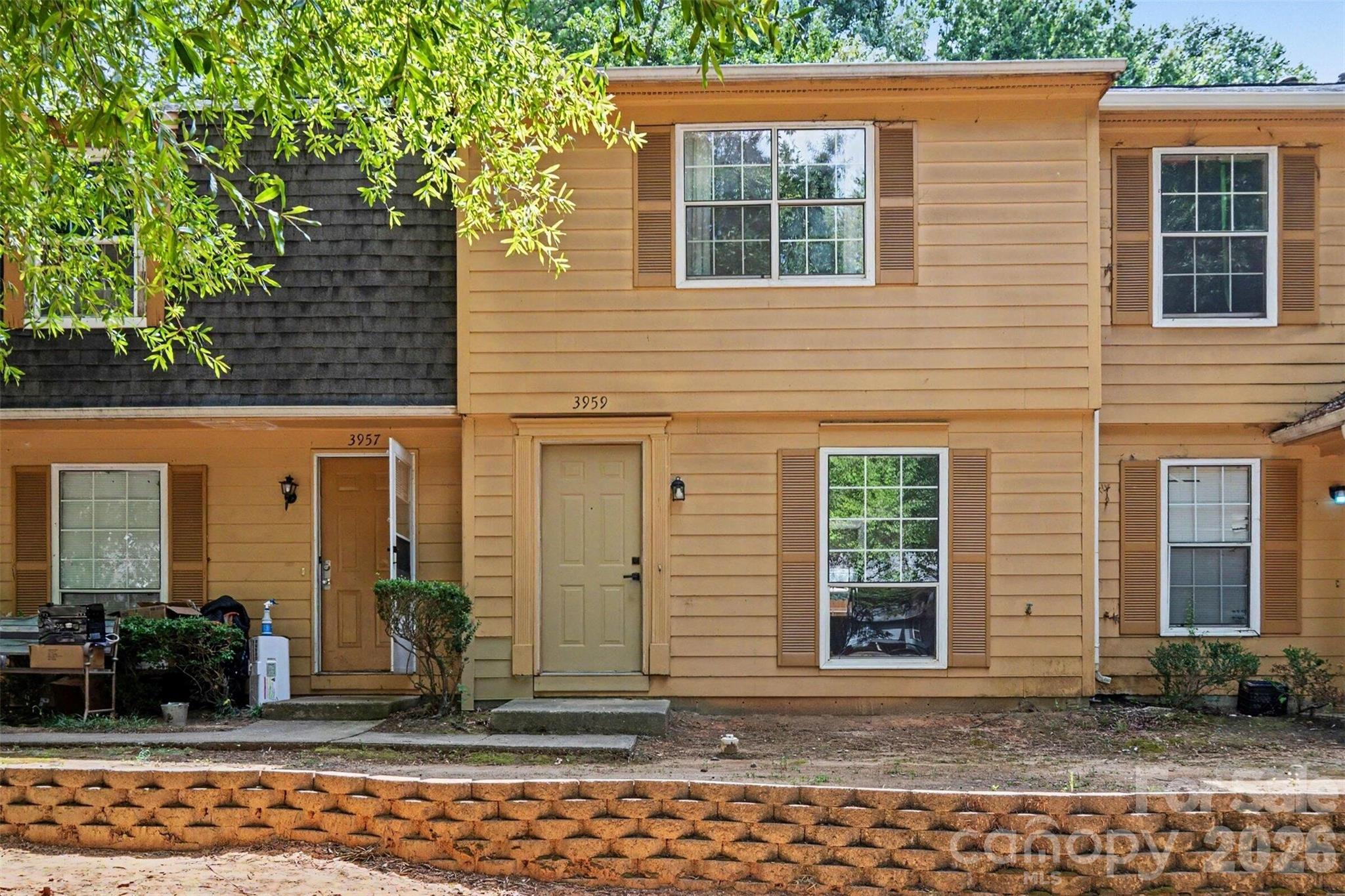 3959 Briarhill Drive Property Photo 1