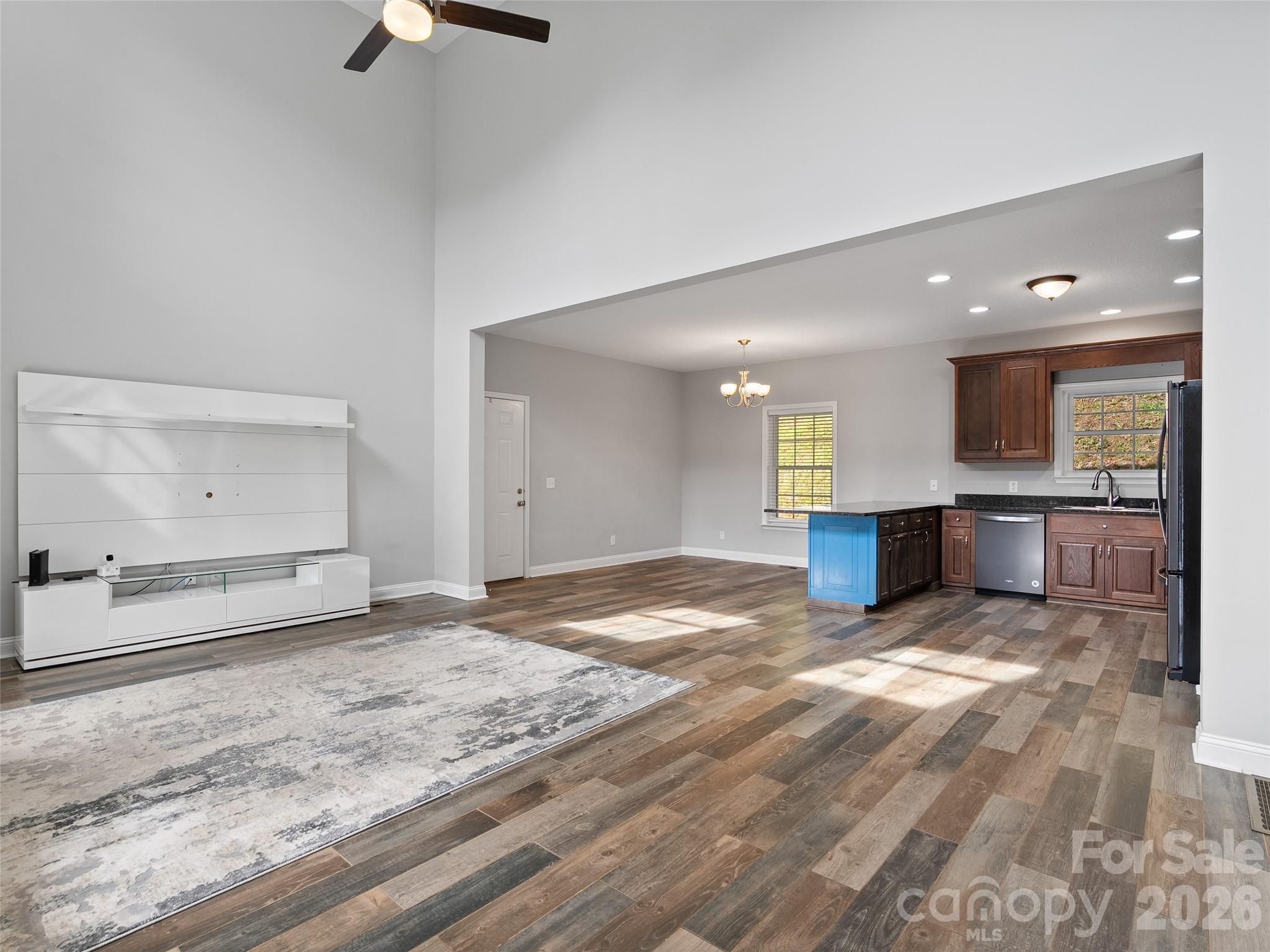 133 Shadow Oak Lane Property Photo 10