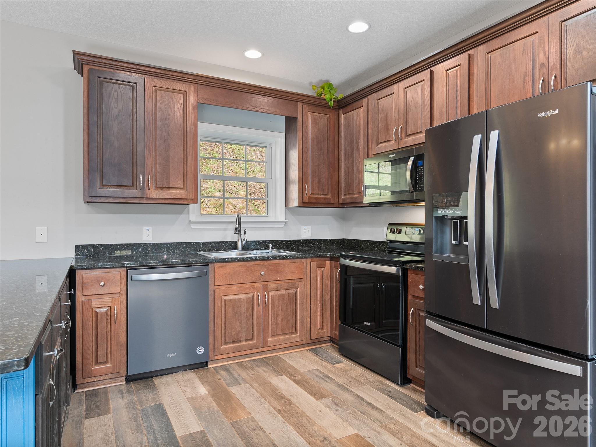 133 Shadow Oak Lane Property Photo 14