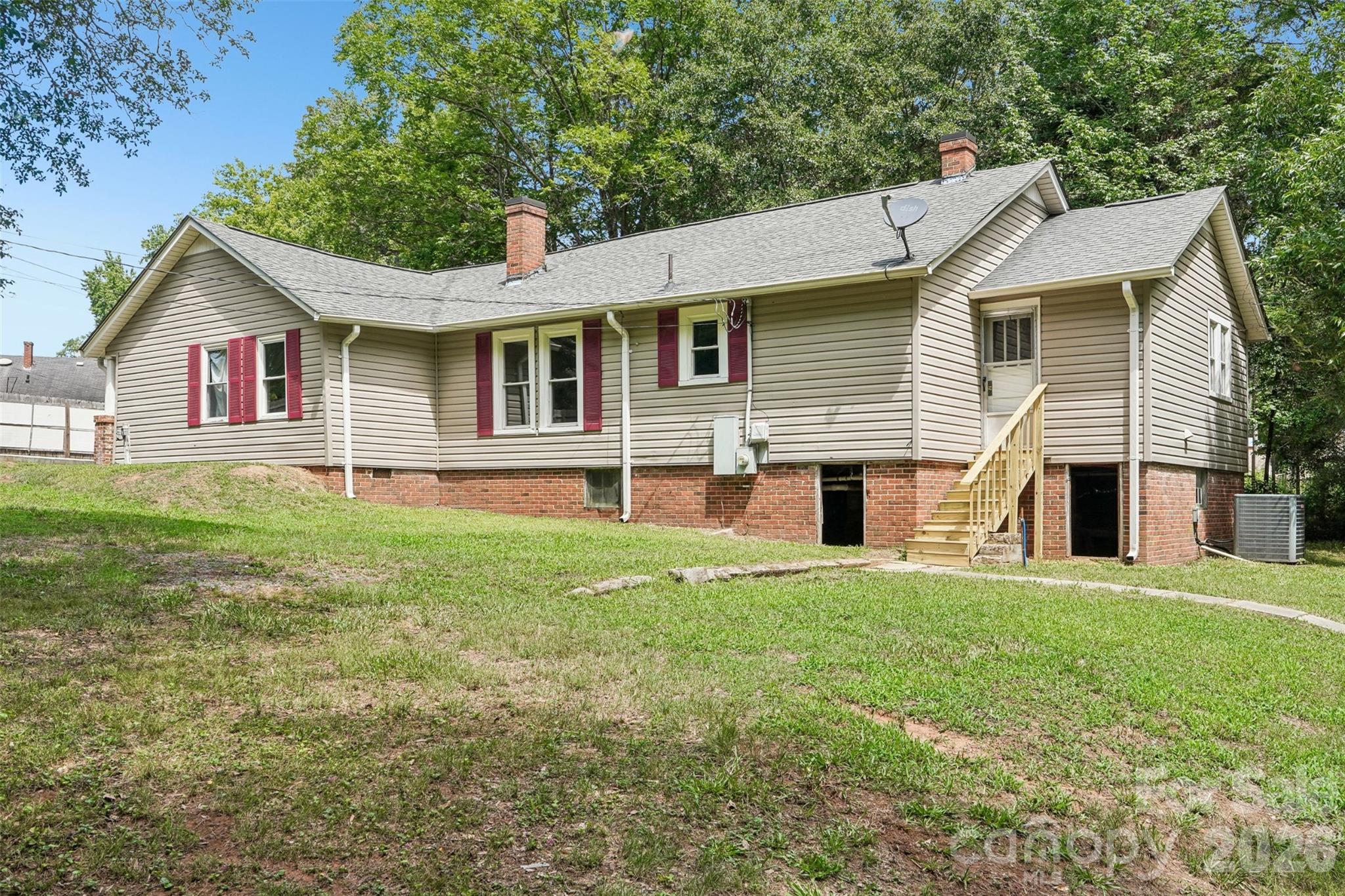 35 Marsh Avenue Property Photo 5