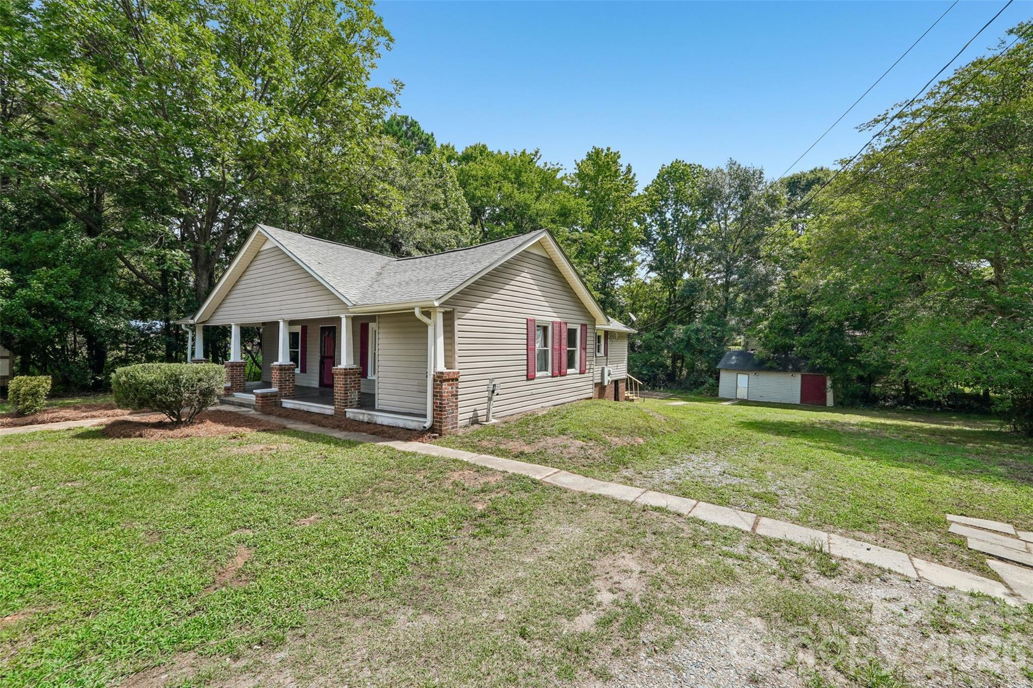 35 Marsh Avenue Property Photo 12