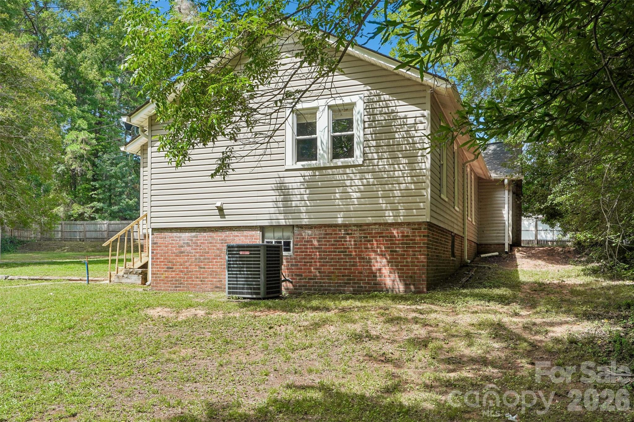 35 Marsh Avenue Property Photo 28
