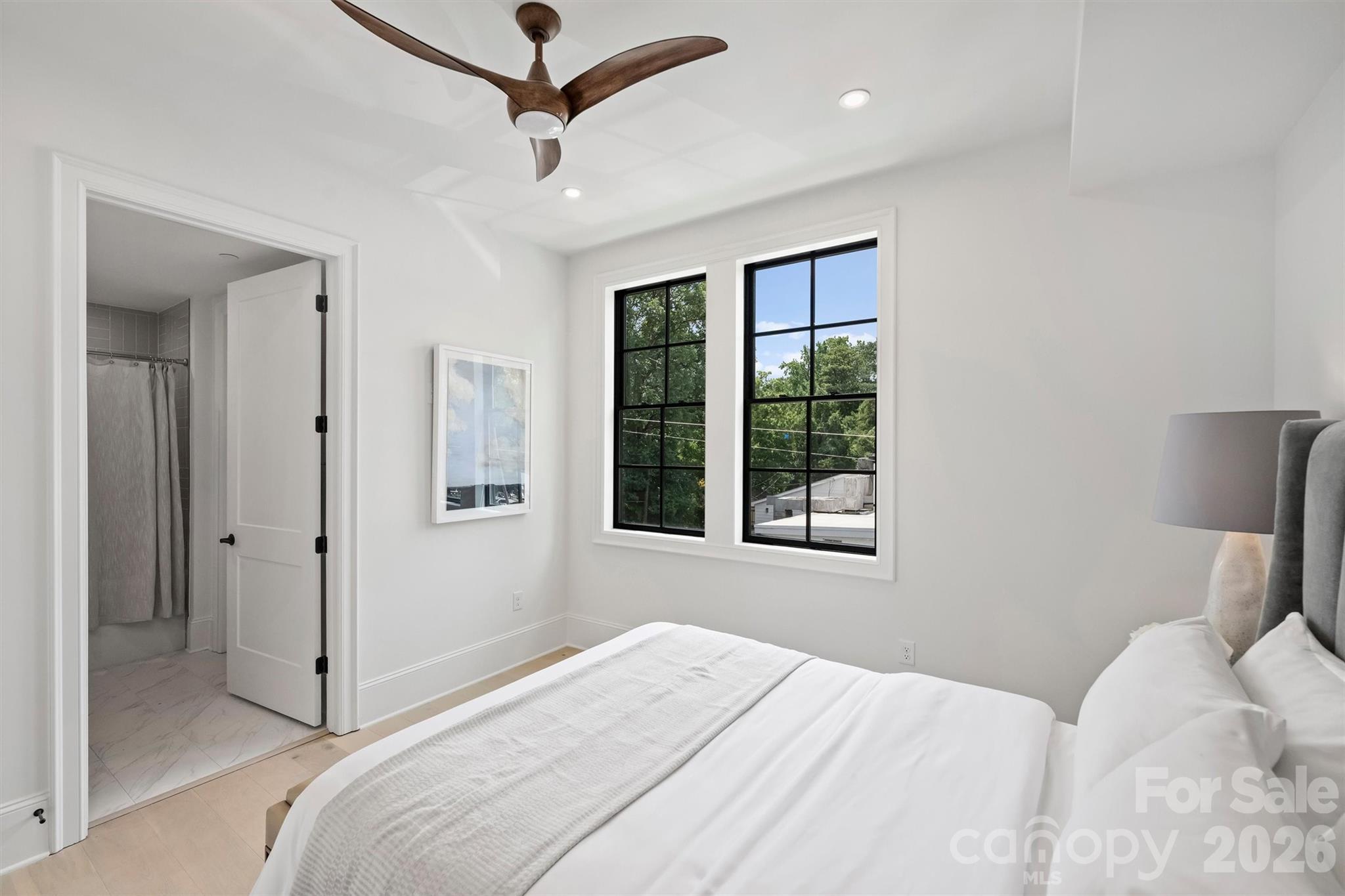 409 Queens Road 204 Property Photo 32