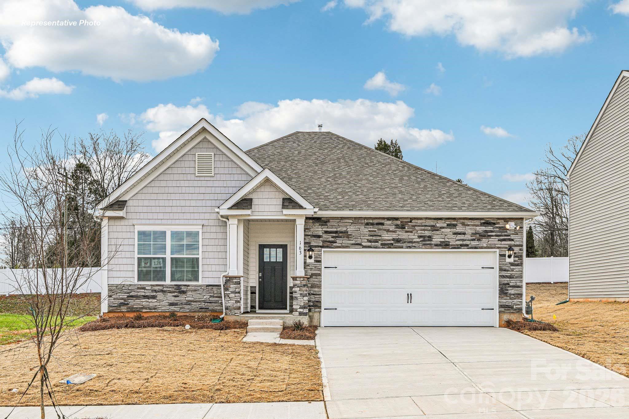 759 Dazzle Loop Property Photo 1