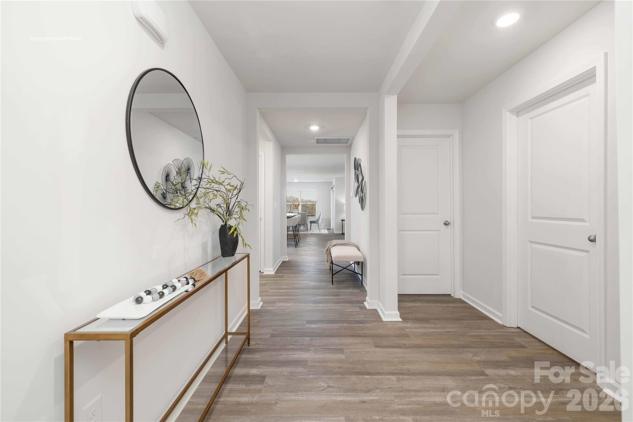759 Dazzle Loop Property Photo 2