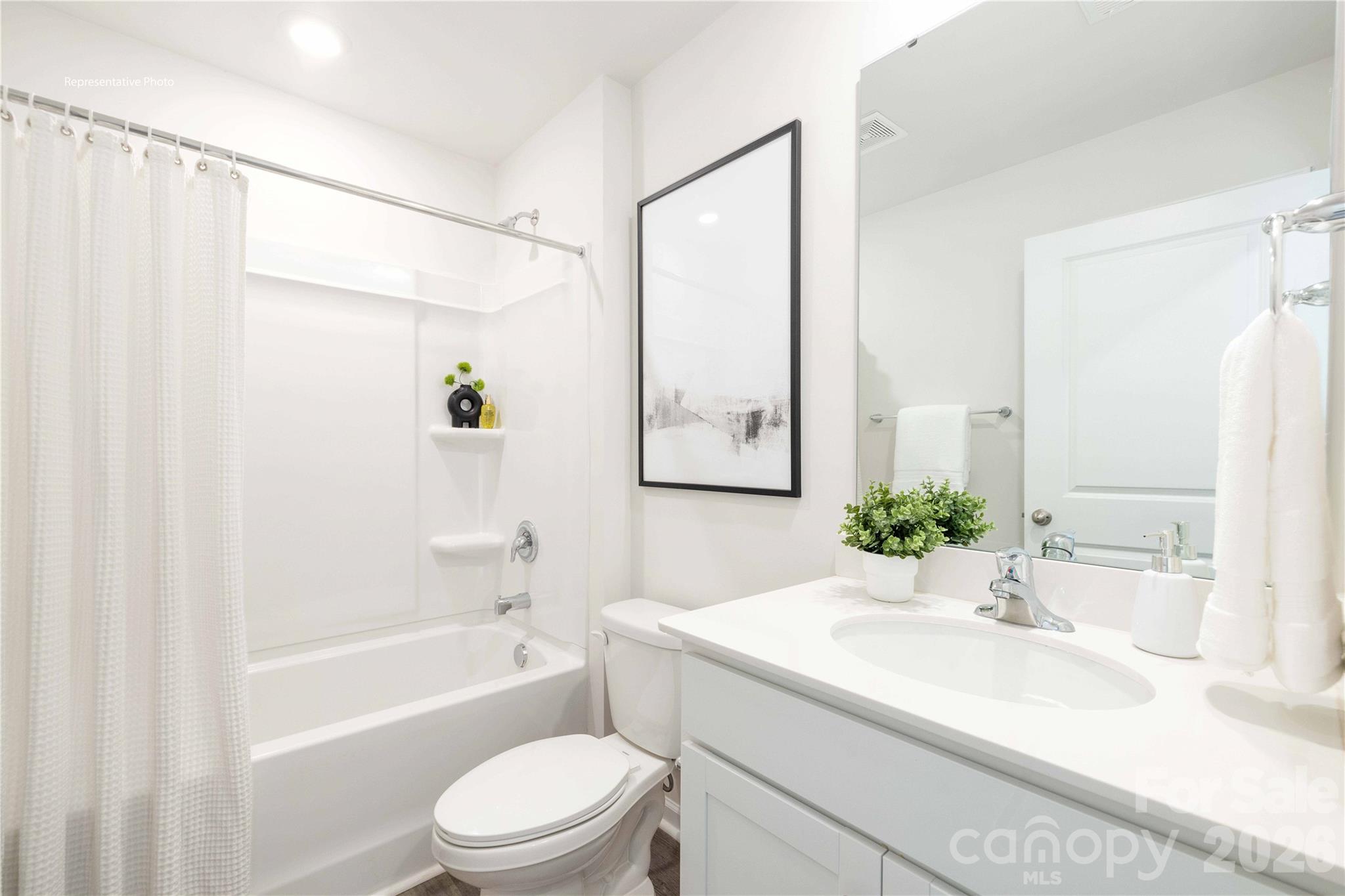 759 Dazzle Loop Property Photo 4