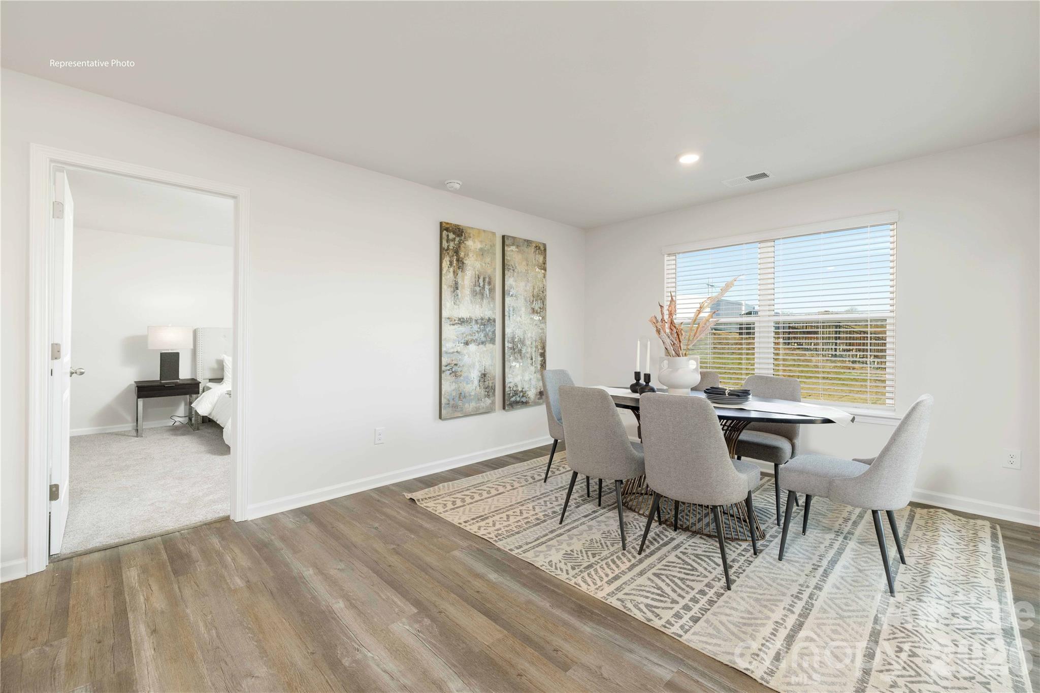 759 Dazzle Loop Property Photo 11