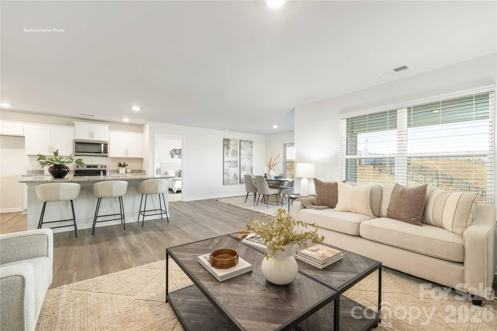 759 Dazzle Loop Property Photo 15