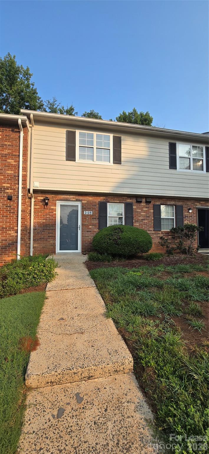 3109 Heathstead Place Property Photo 1