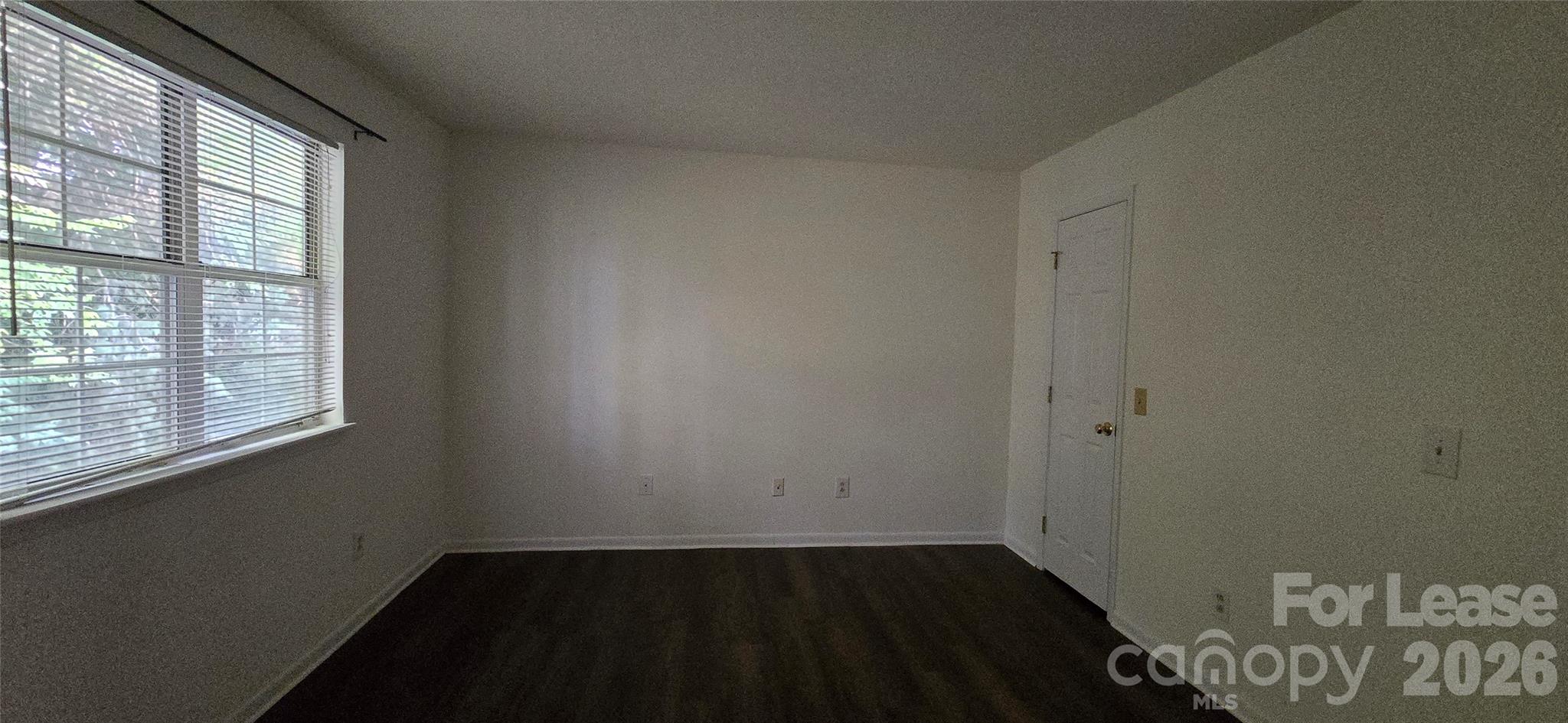 3109 Heathstead Place Property Photo 9