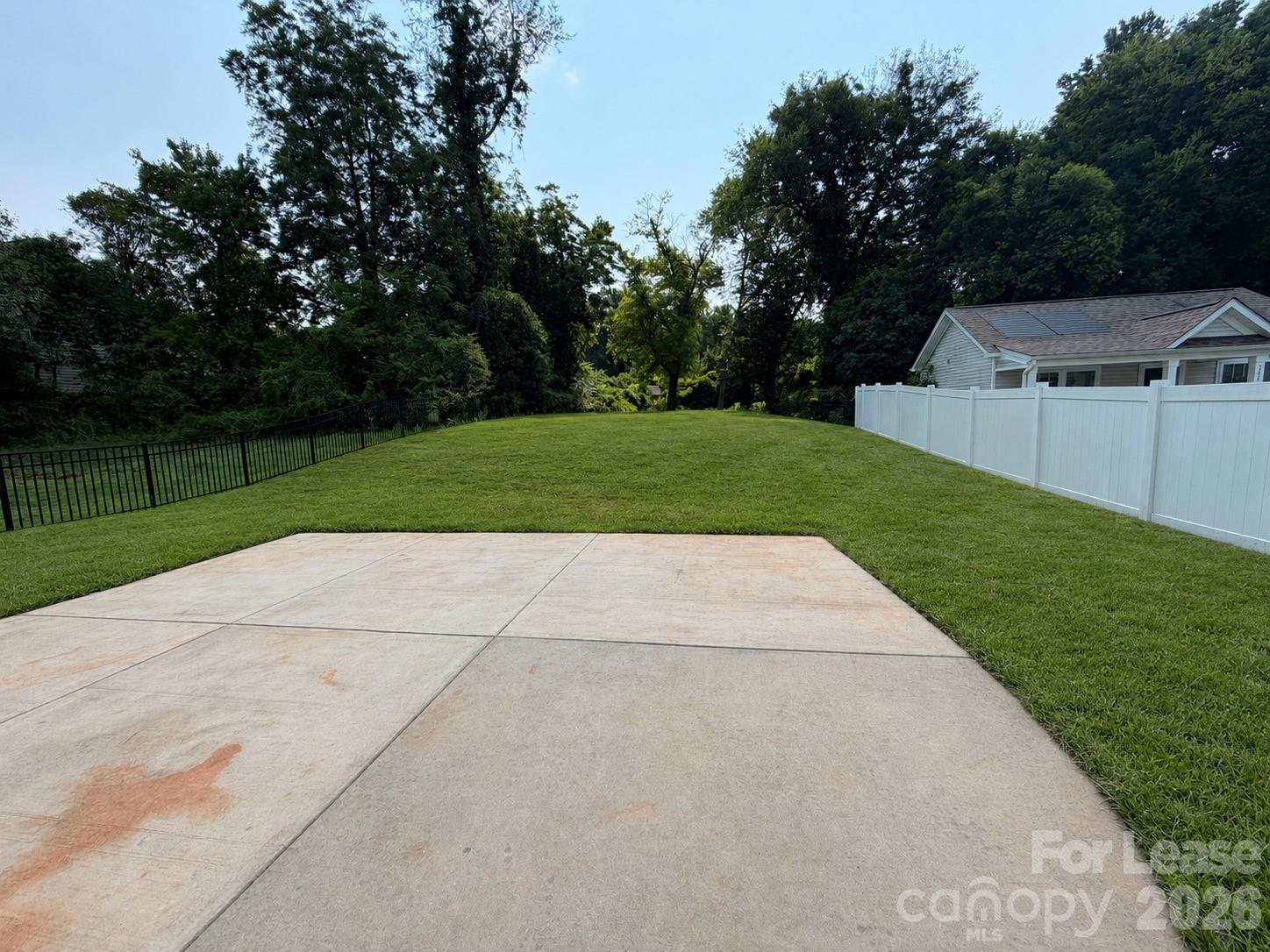 3220 Capitol Drive Property Photo 14