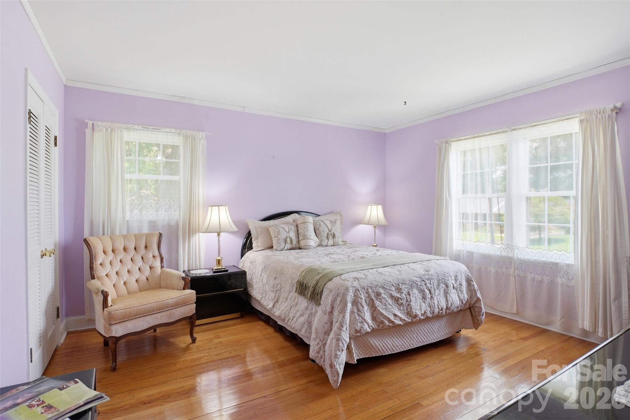 1287 Queensgate Street Property Photo 12