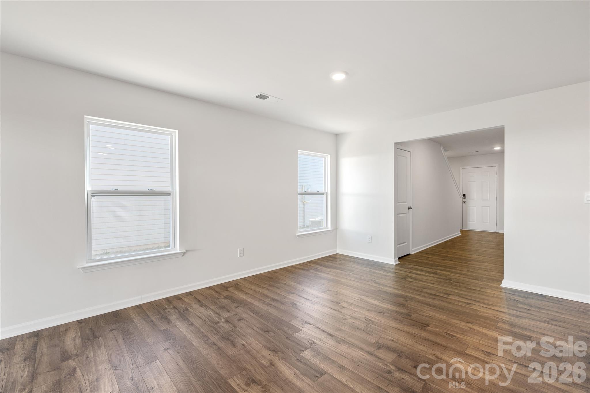 218 Lauren Lane Property Photo 12