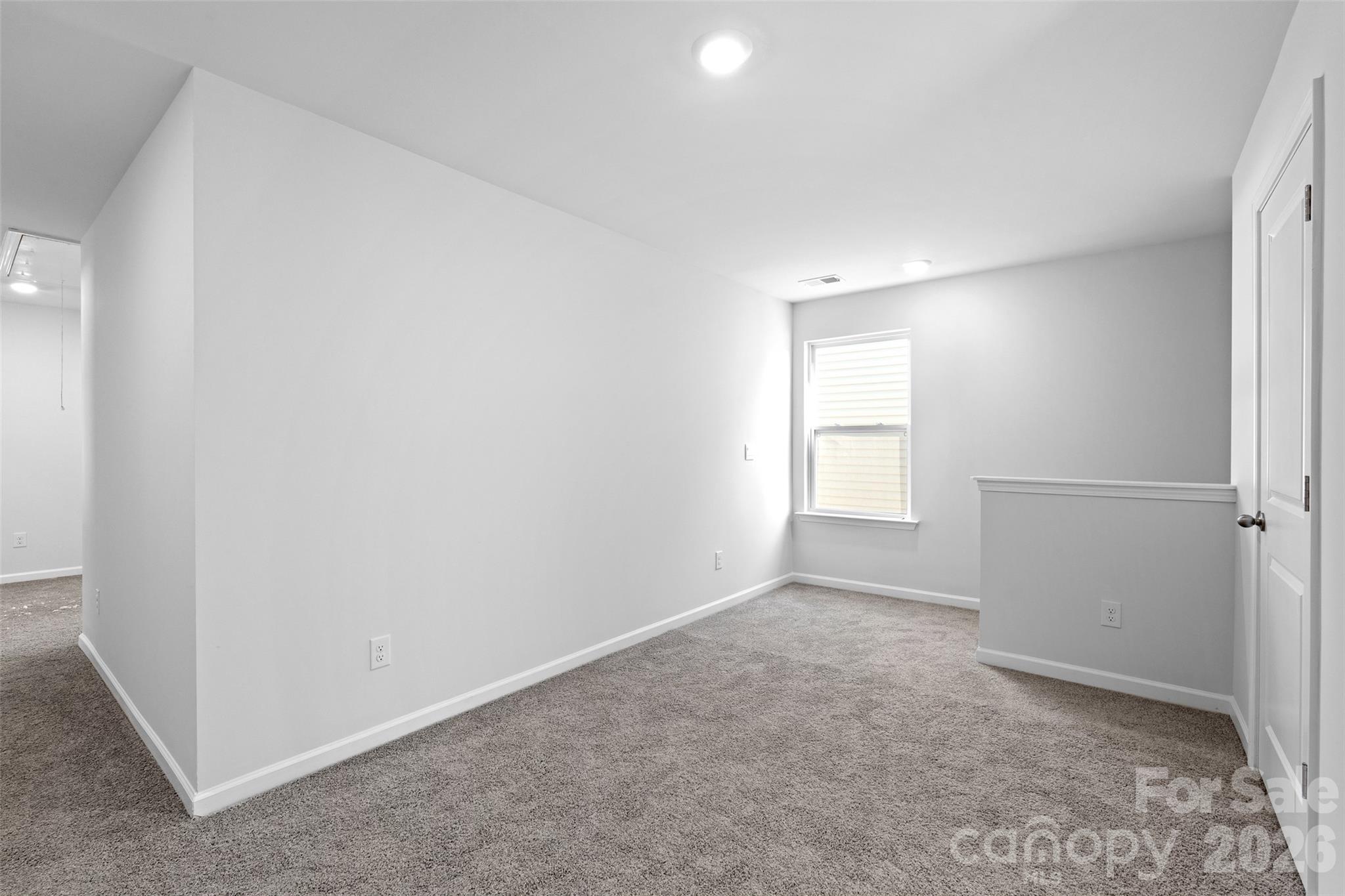 218 Lauren Lane Property Photo 15