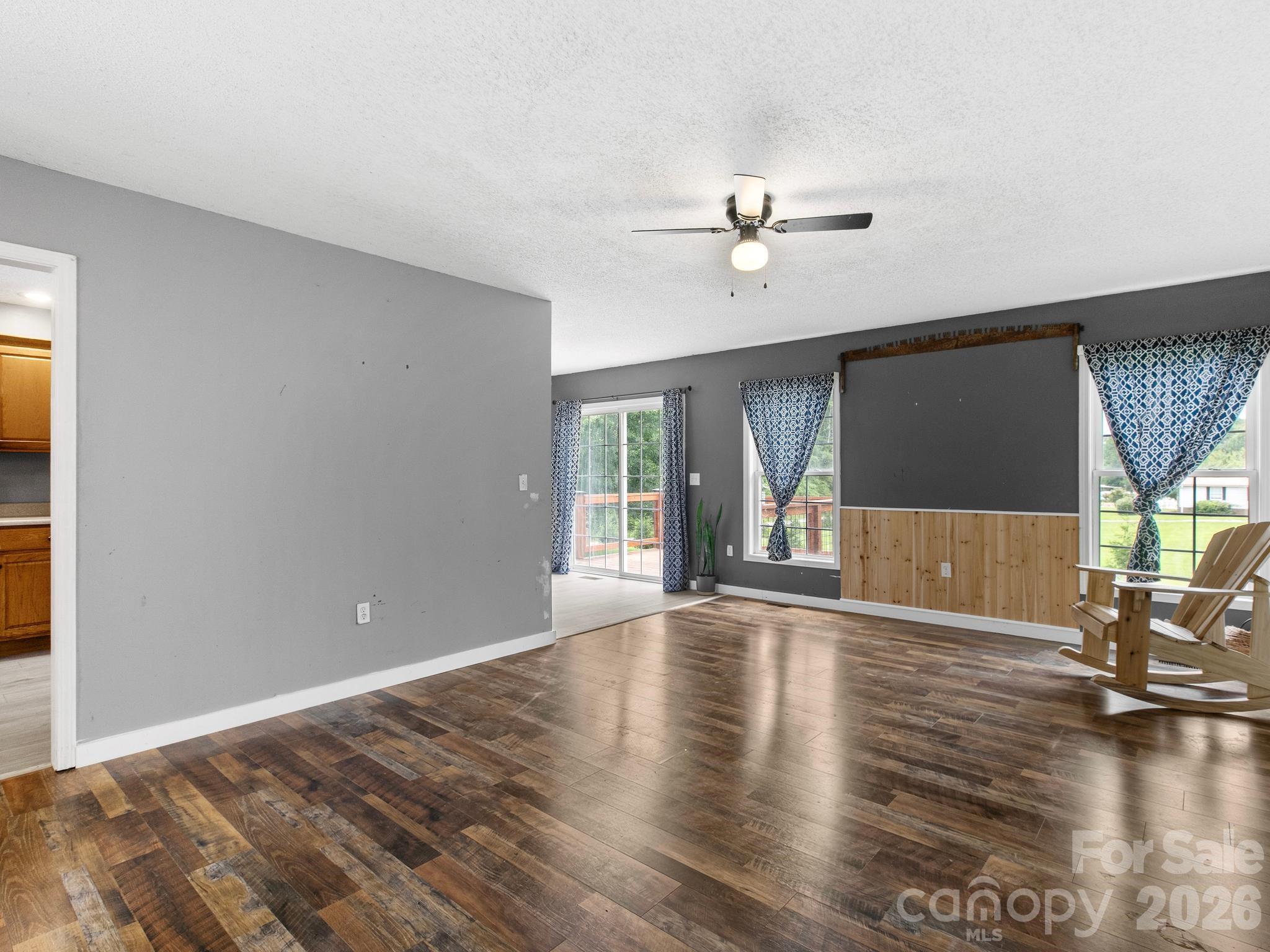 11 Cathy Court Property Photo 8