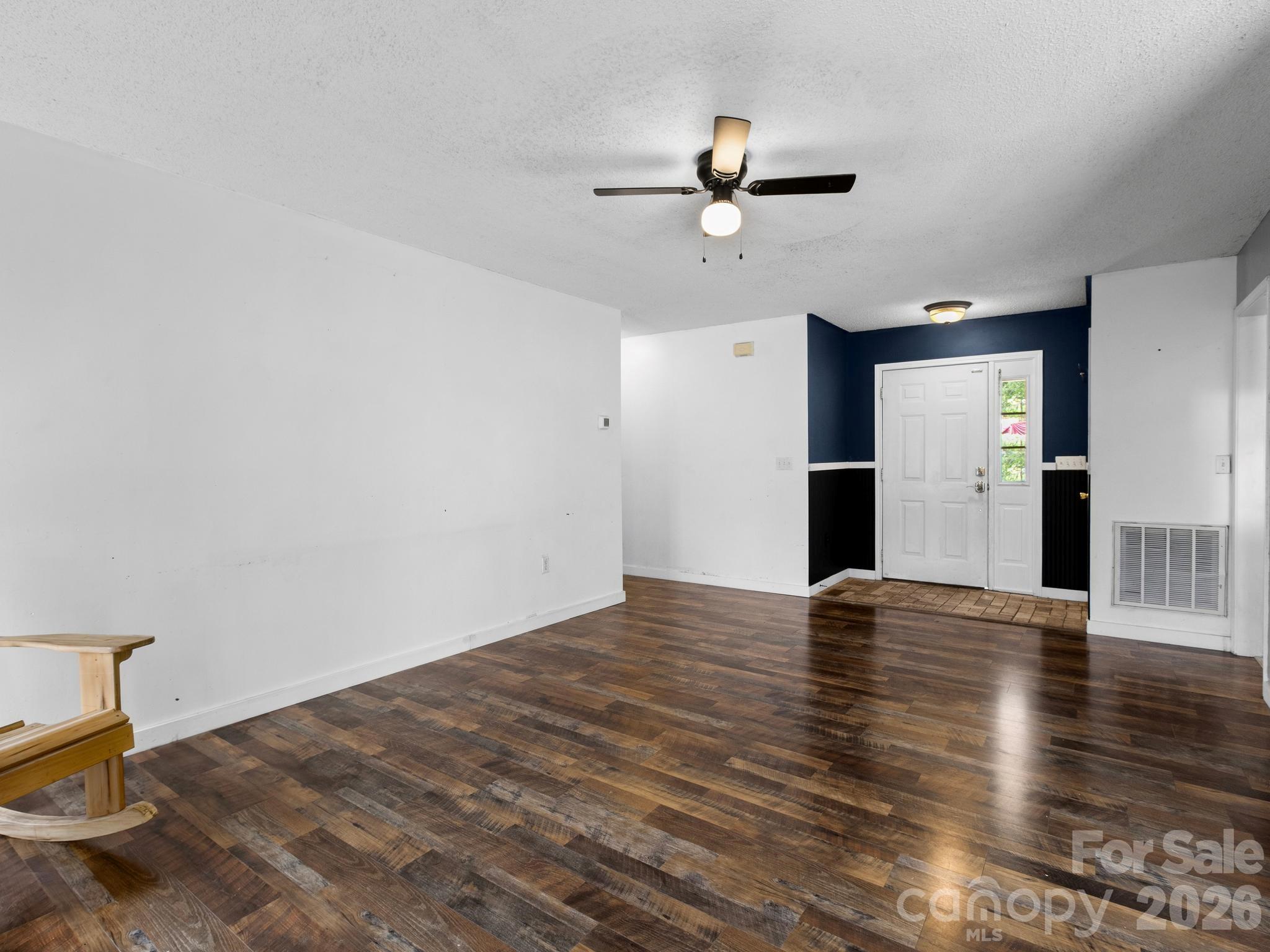 11 Cathy Court Property Photo 10