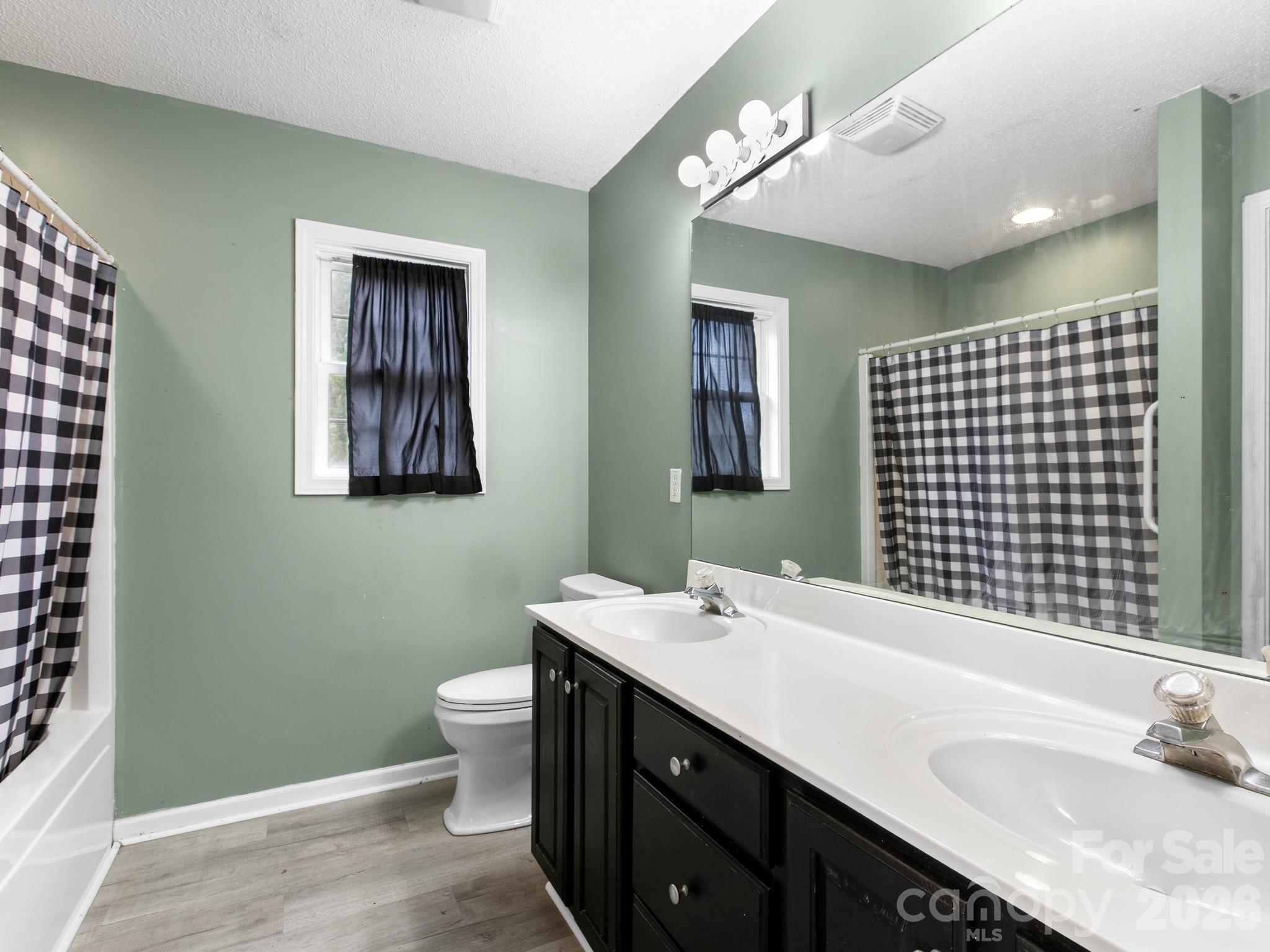 11 Cathy Court Property Photo 19