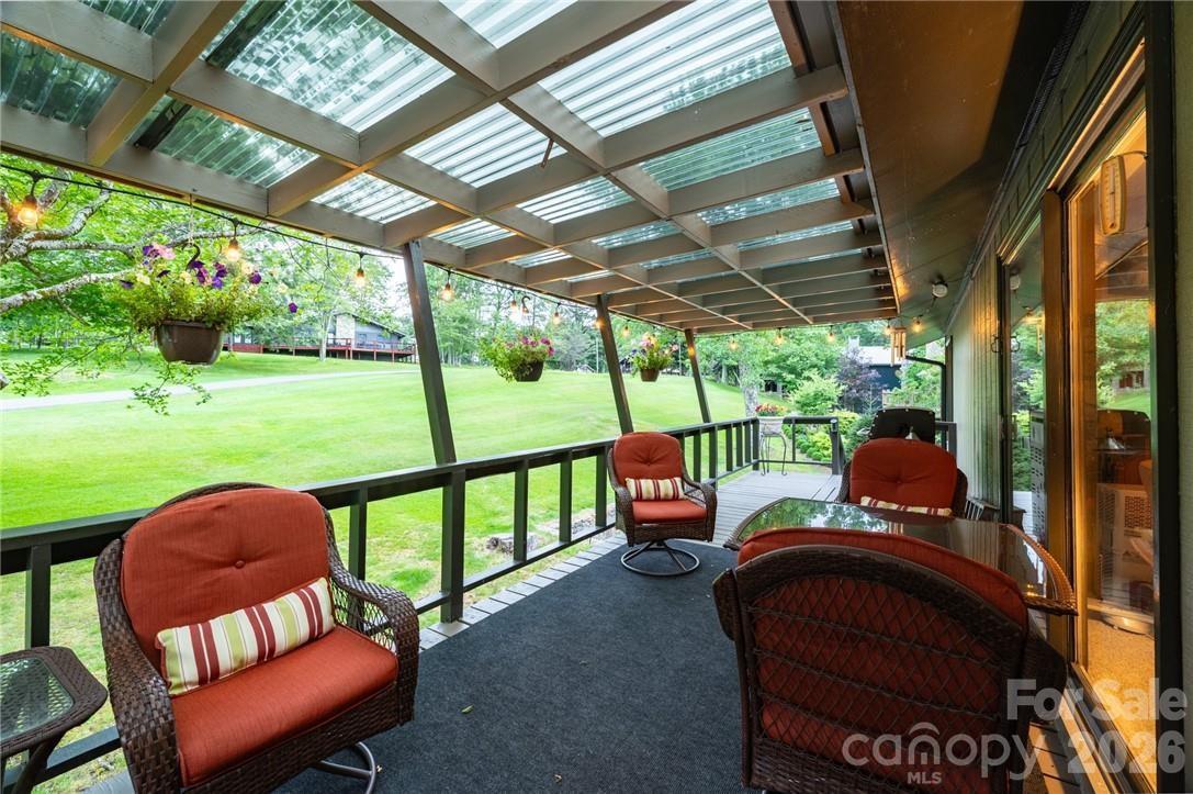 107 Grassy Gap Loop Road Property Photo 17