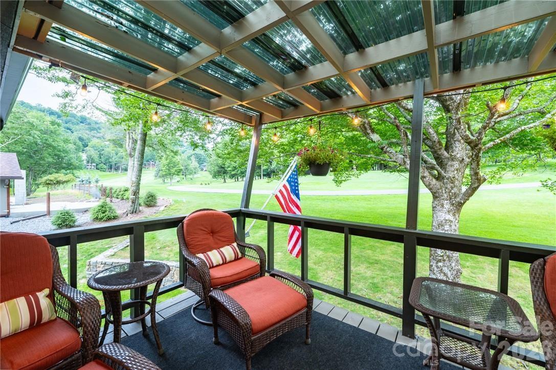 107 Grassy Gap Loop Road Property Photo 18